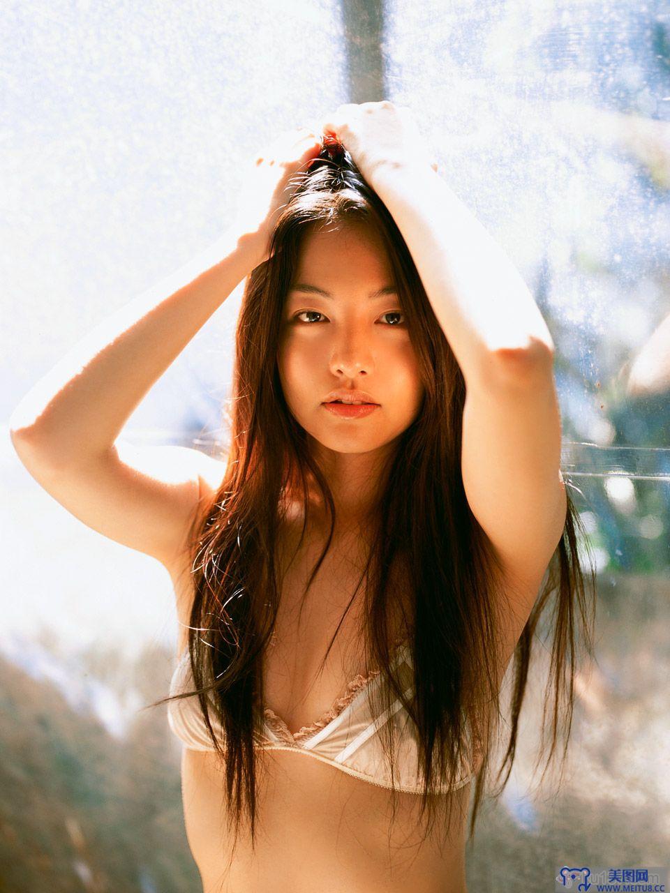 [image.tv美女写真]2006.02.17 Miho Shiroyama 城山未帆 目覚める柔肌