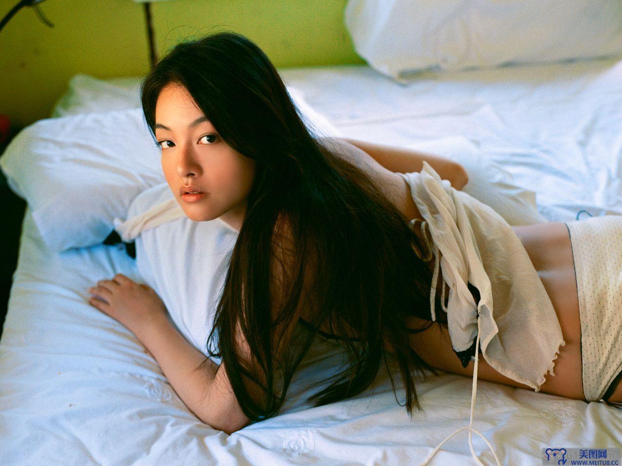 [image.tv美女写真]2006.02.17 Miho Shiroyama 城山未帆 目覚める柔肌