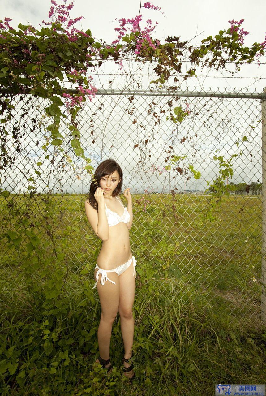 [image.tv美女写真]2011.04 Risa Yoshiki 吉木りさ FLY HIGH