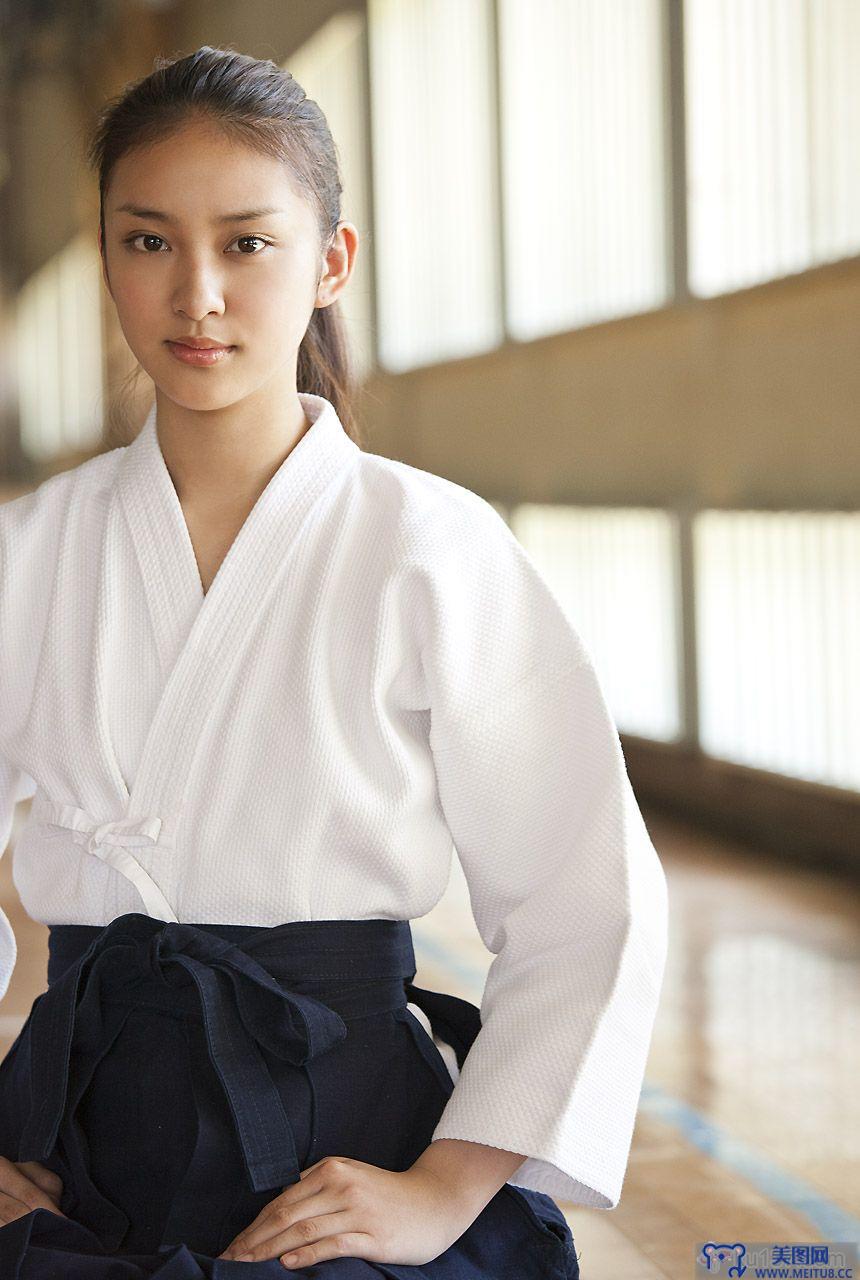 [image.tv美女写真]2011.07 Emi Takei 武井咲 MONUMENT