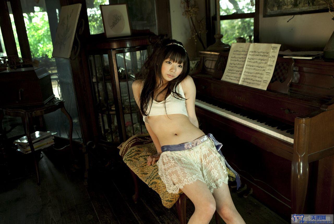 [image.tv美女写真]2011.07 Riho Aitani 藍谷莉穂 森ガール