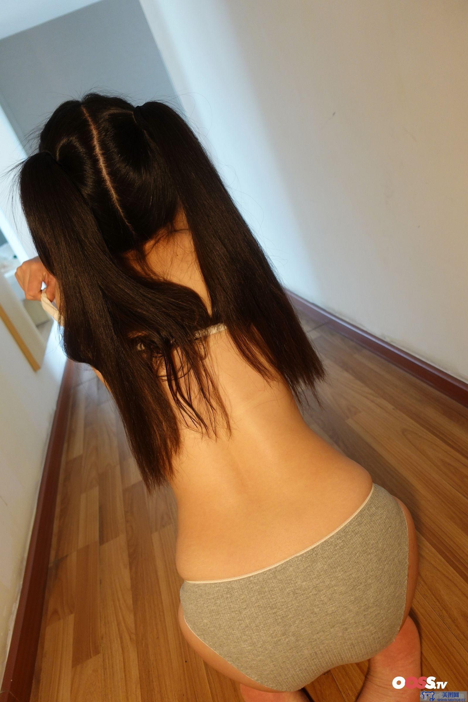 [ROSI美女图]2021.02.07 NO.3352