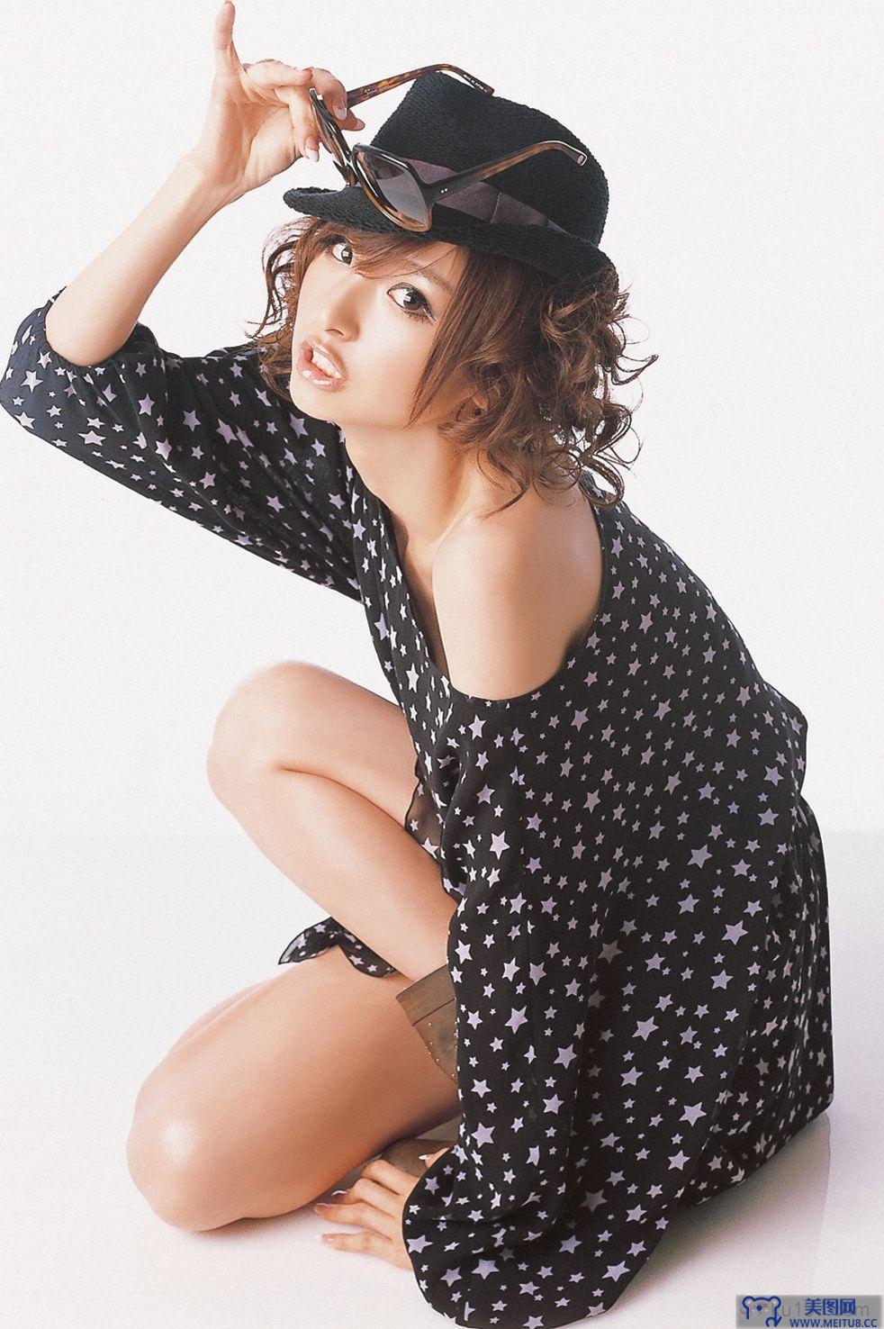 [Wanibooks WBGC美女] 2008.09 No.51 Mariko Shinoda 篠田麻里子