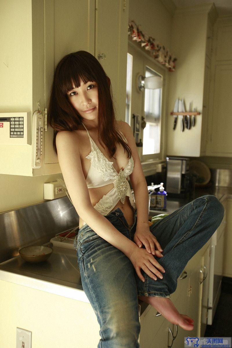 [Wanibooks WBGC美女] 2010.02 No.68 Mayumi Ono 小野真弓