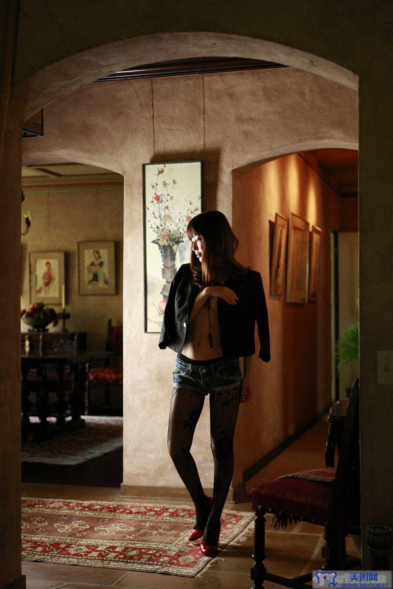 [Wanibooks WBGC美女] 2010.02 No.68 Mayumi Ono 小野真弓