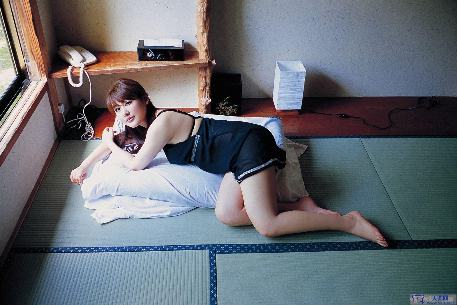 [Wanibooks WBGC美女] 2010.05 No.71 Megumi Yasu 安めぐみ