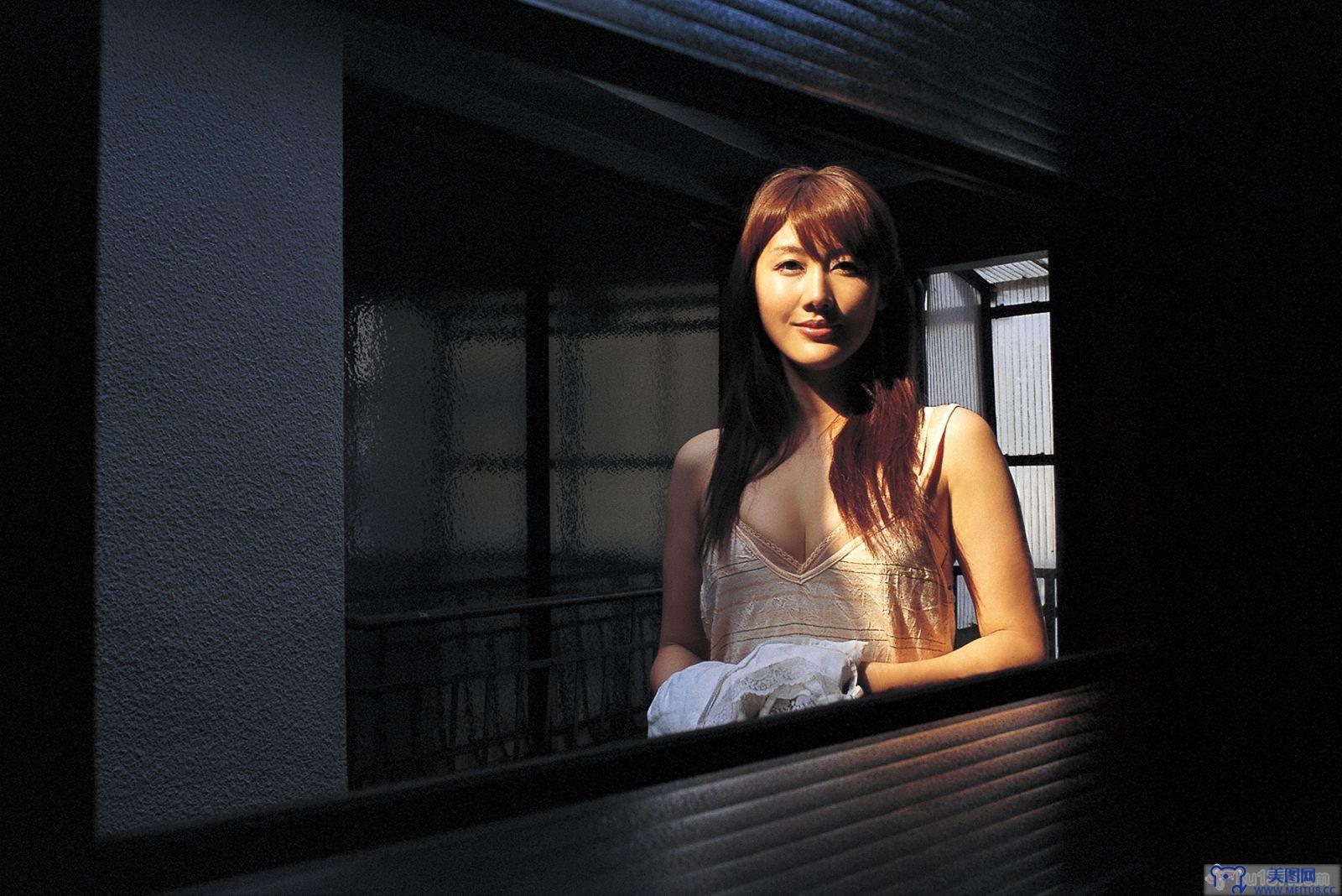 [Wanibooks WBGC美女] 2010.05 No.71 Megumi Yasu 安めぐみ