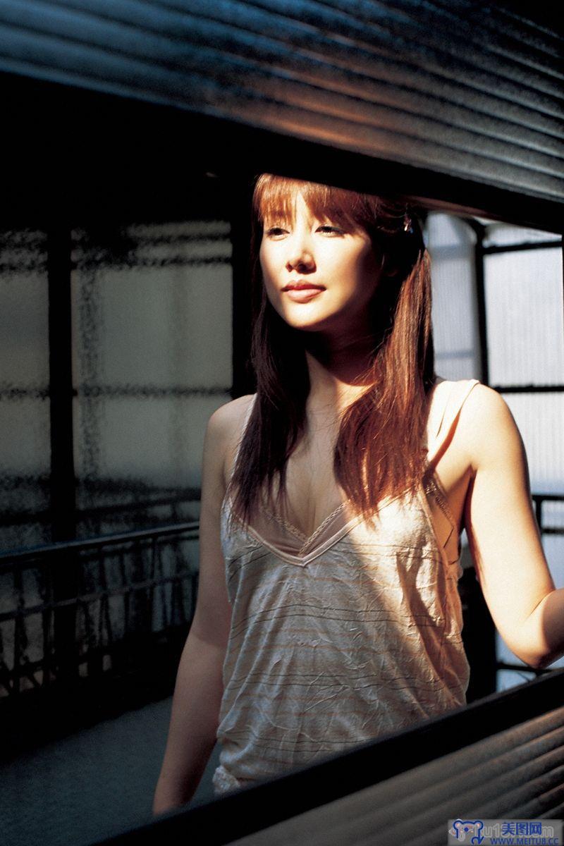 [Wanibooks WBGC美女] 2010.05 No.71 Megumi Yasu 安めぐみ