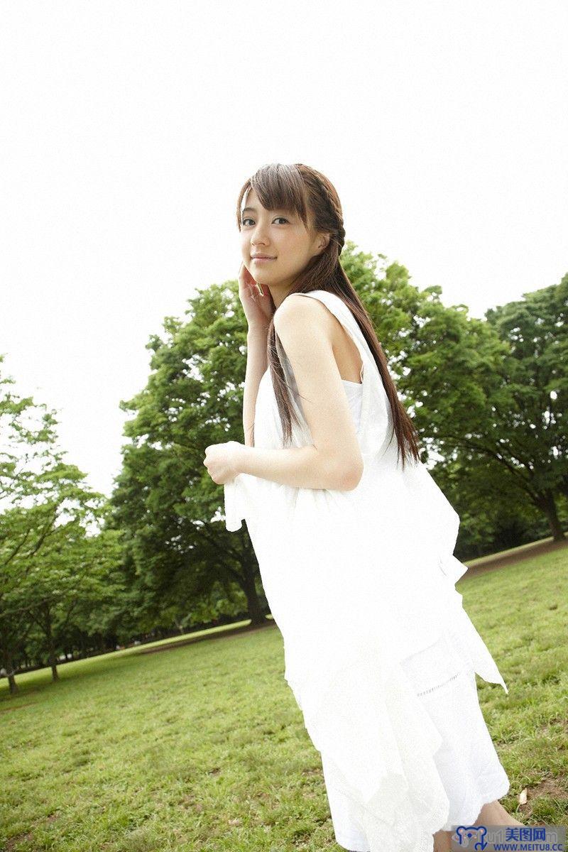 [Wanibooks WBGC美女] 2010.10 No.76 Rina Aizawa 逢沢りな