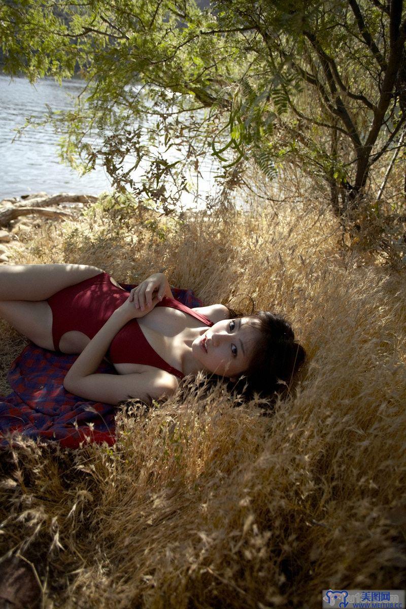 [Wanibooks WBGC美女] 2011.04 No.82 Yumi Sugimoto 杉本有美