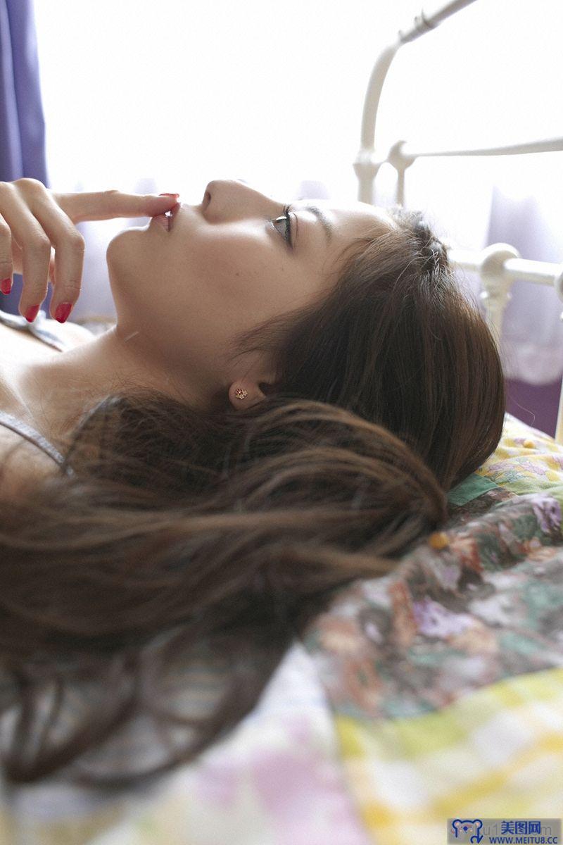 [Wanibooks WBGC美女] 2011.04 No.82 Yumi Sugimoto 杉本有美