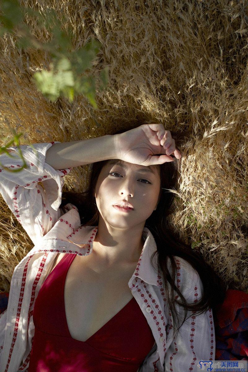 [Wanibooks WBGC美女] 2011.04 No.82 Yumi Sugimoto 杉本有美