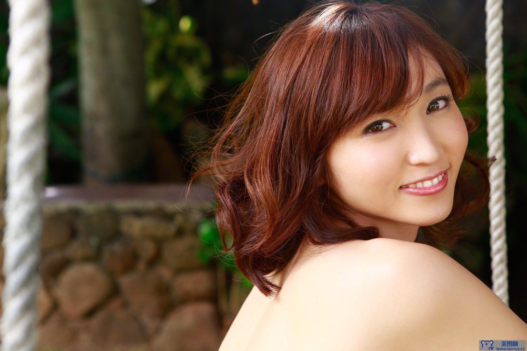 [Wanibooks WBGC美女] 2016.04 No.142 Risa Yoshiki 吉木りさ