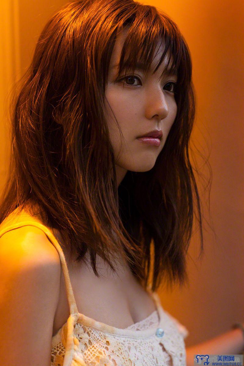 [Wanibooks WBGC美女] 2016.10 No.148 Erina Mano 真野恵里菜