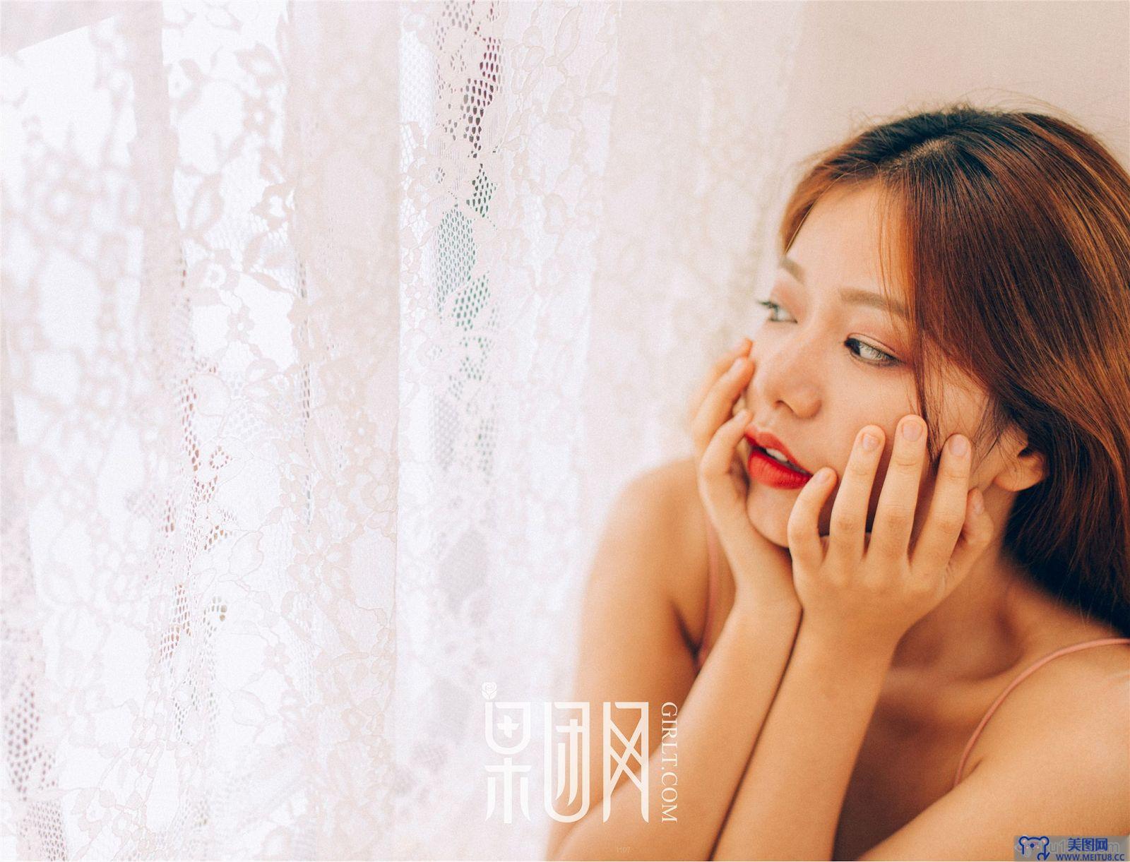 [果团网美女图片] 2017.09.18 NO.068 性感丰唇少女