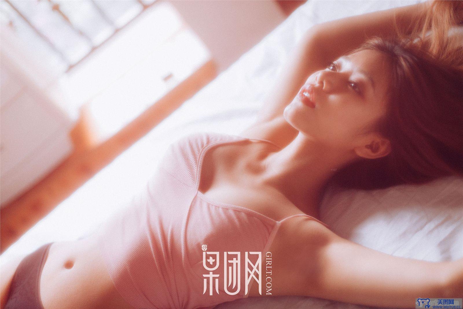 [果团网美女图片] 2017.09.18 NO.068 性感丰唇少女