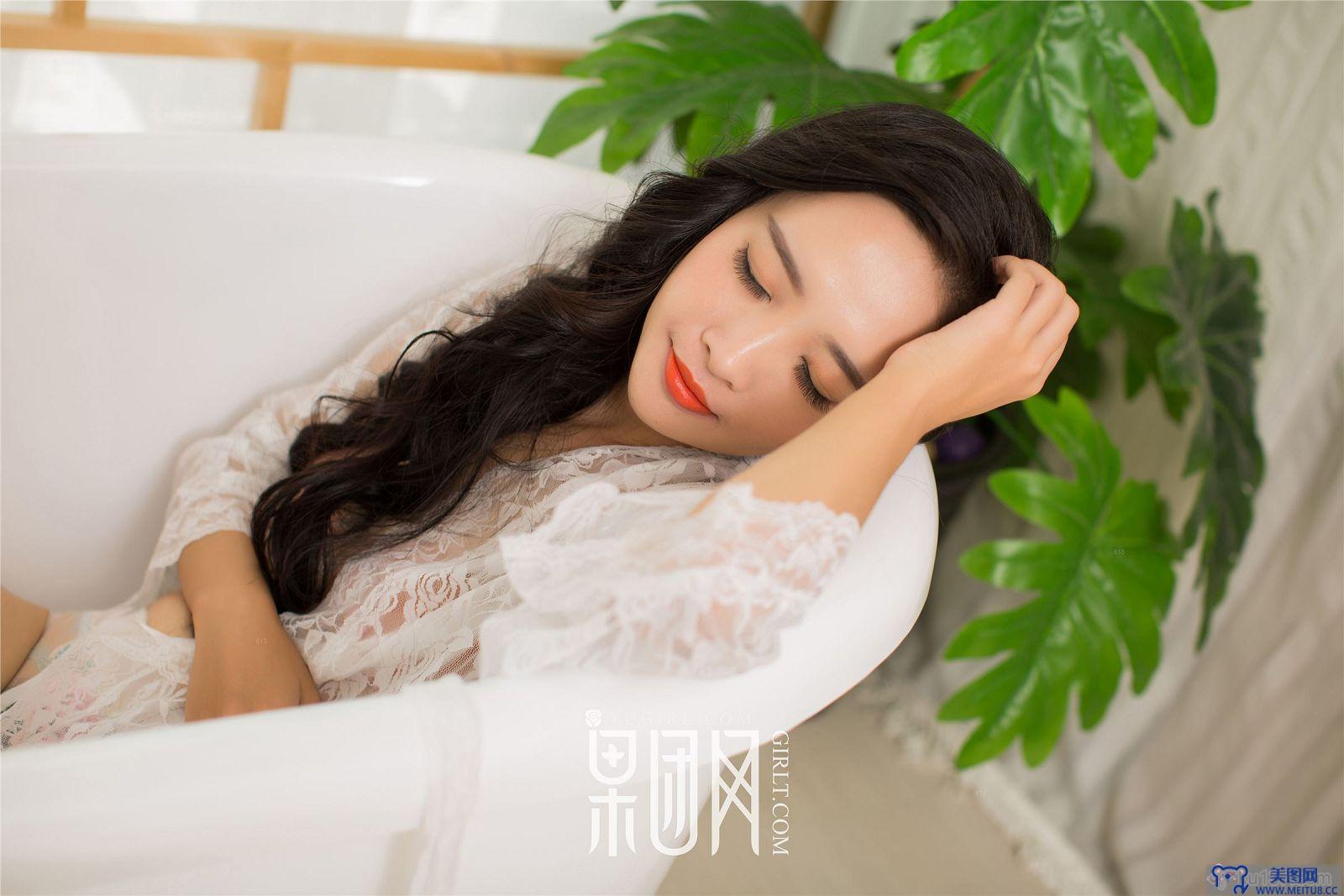 [果团网美女图片] 2017.10.28 NO.085 白色蕾丝