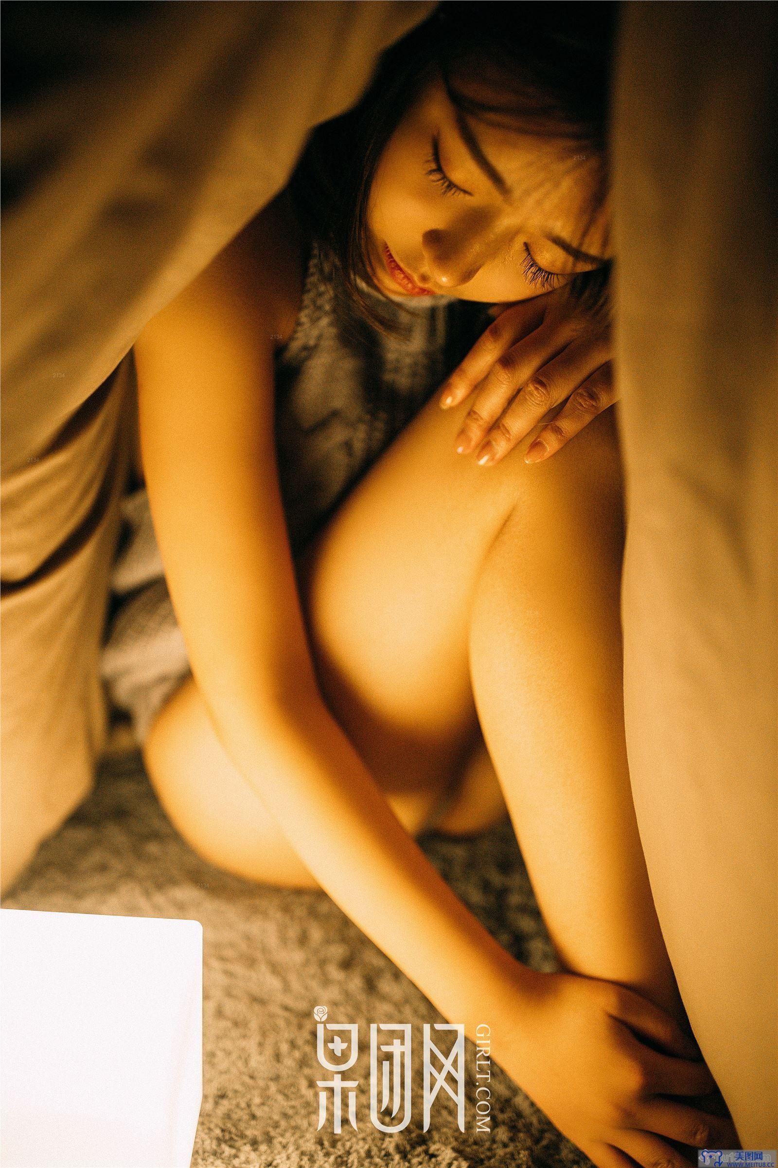 [果团网美女图片] 2017.12.24 NO.008 巨乳颤颤女优星野千美奈