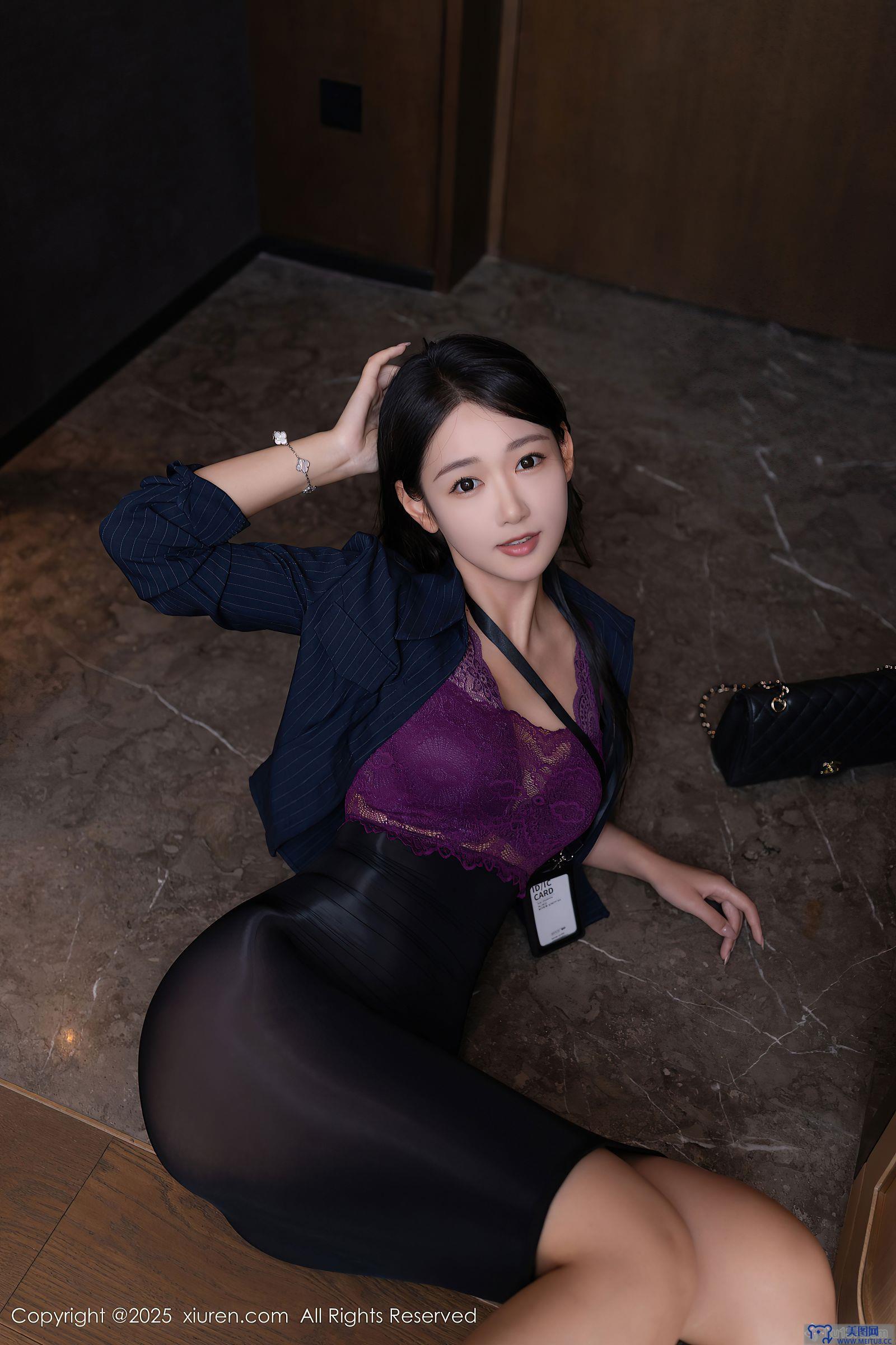 [秀人XIUREN] 2025.10.27 NO.10916 唐安琪