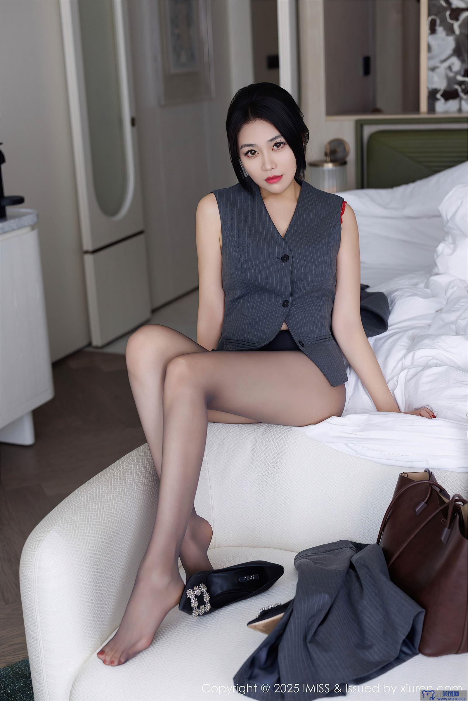 [IMISS爱蜜社美女] 2025.03.19 NO.787 许诺Sabrina