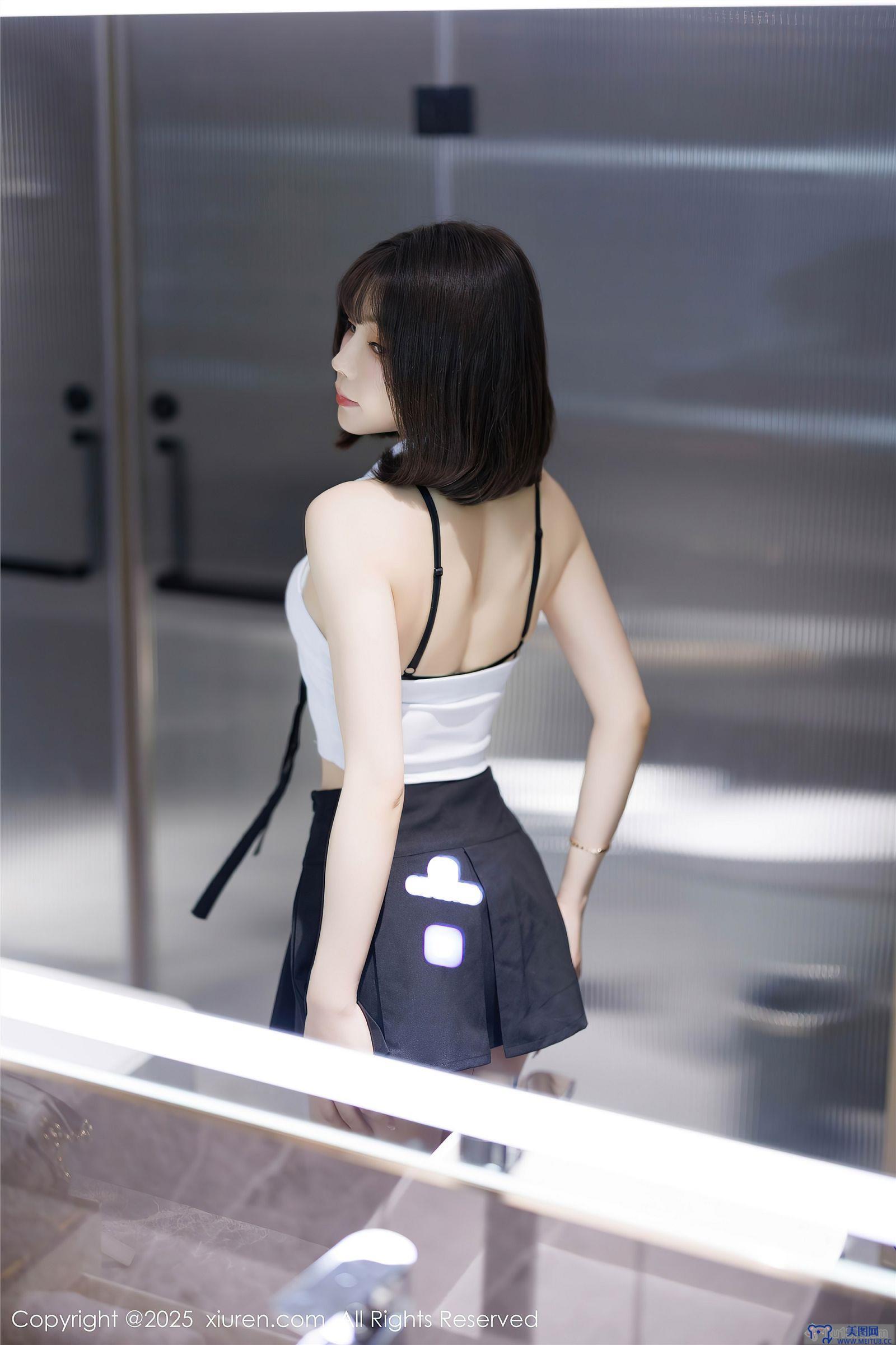 [秀人XIUREN] 2025.03.20 NO.10048 徐莉芝Booty
