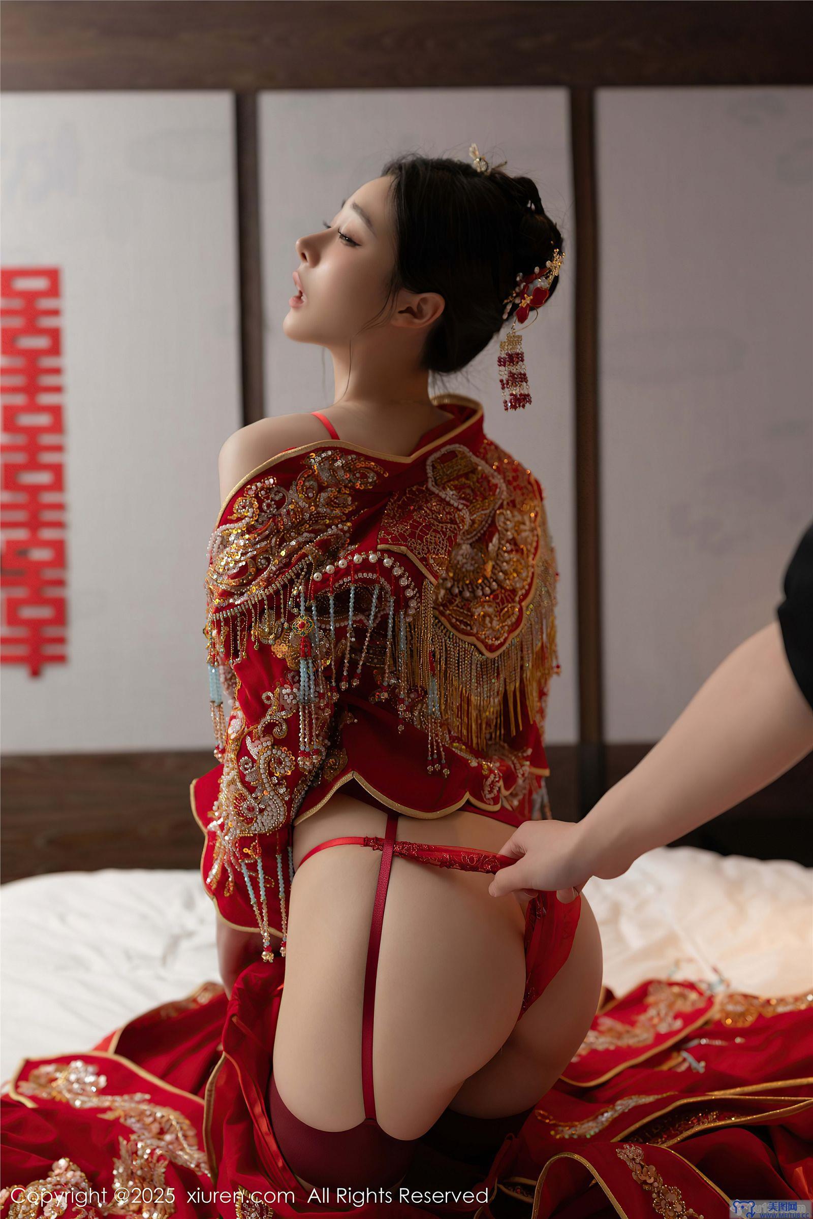 [秀人XIUREN] 2025.03.21 NO.10055 小逗逗