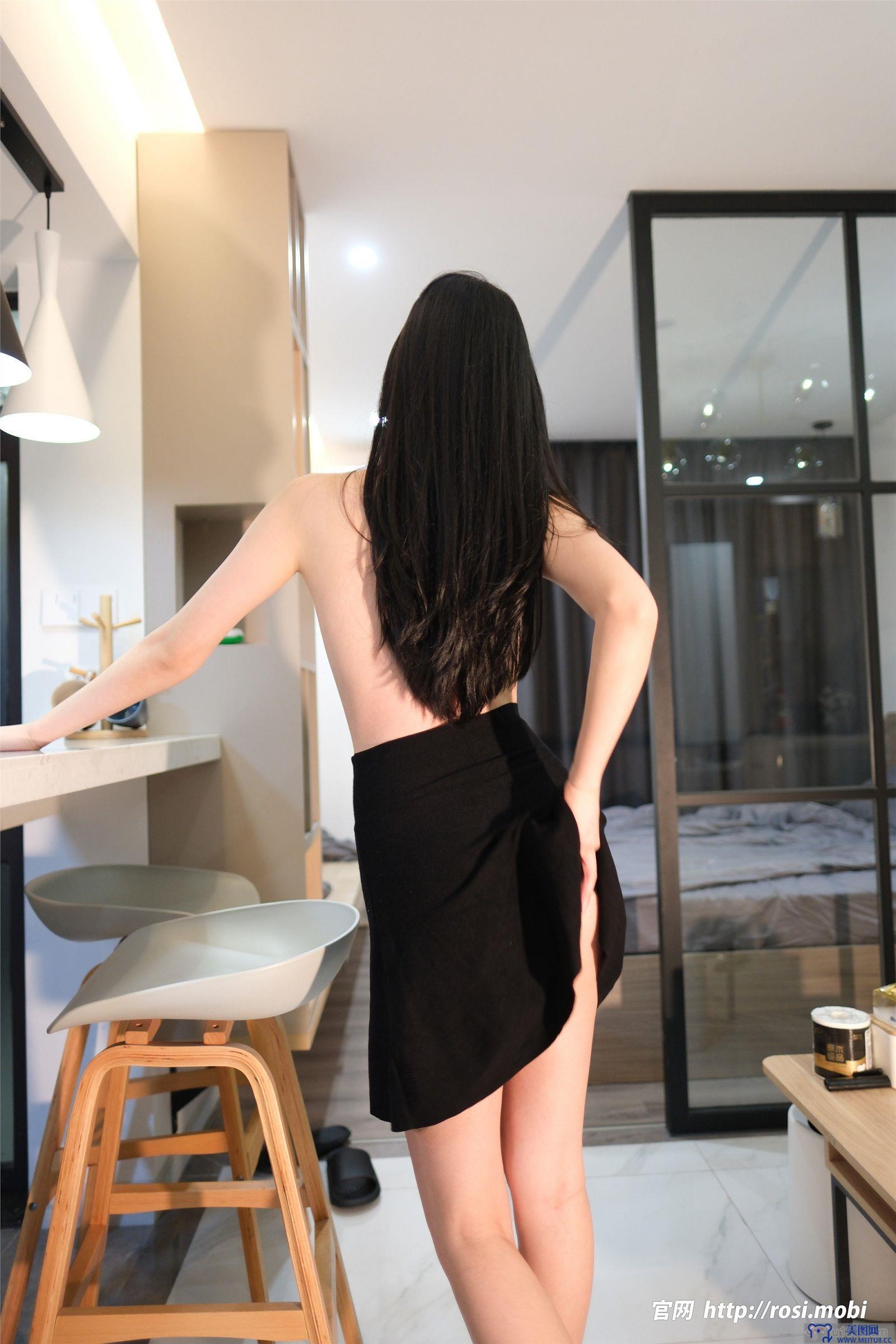 [ROSI美女图]2025.05.25 NO.4920