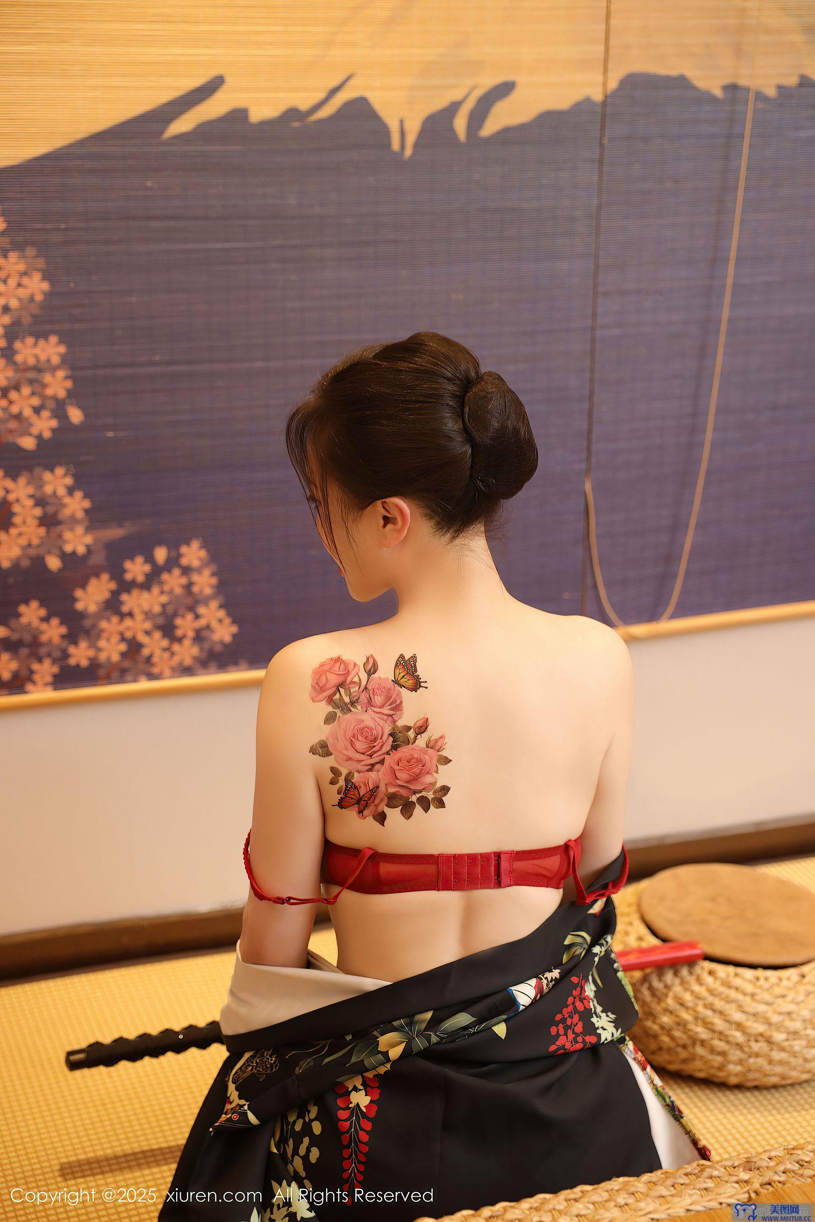 [秀人XIUREN] 2025.08.07 NO.10627 苏一诺