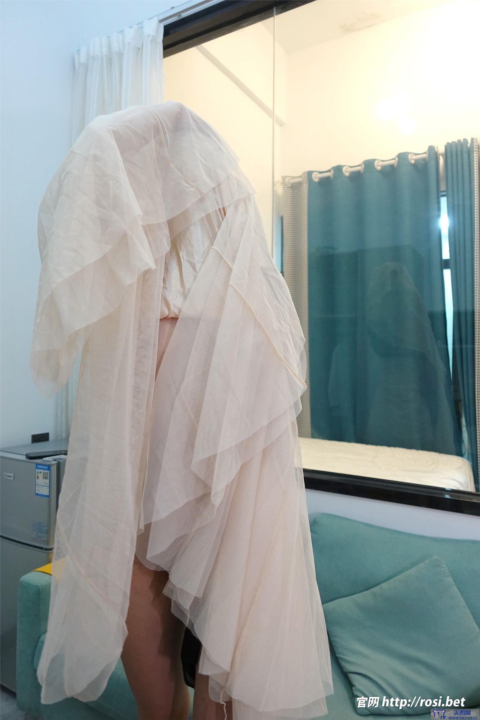 [ROSI美女图]2024.02.01 NO.4441