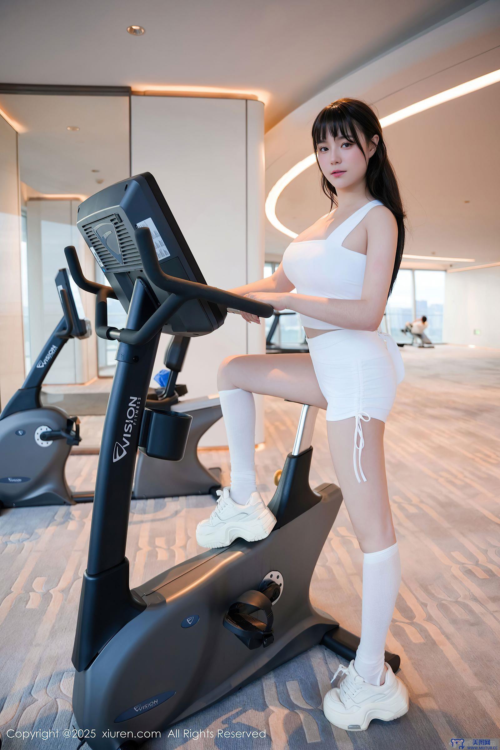 [秀人XIUREN] 2025.09.25 NO.10808 软情