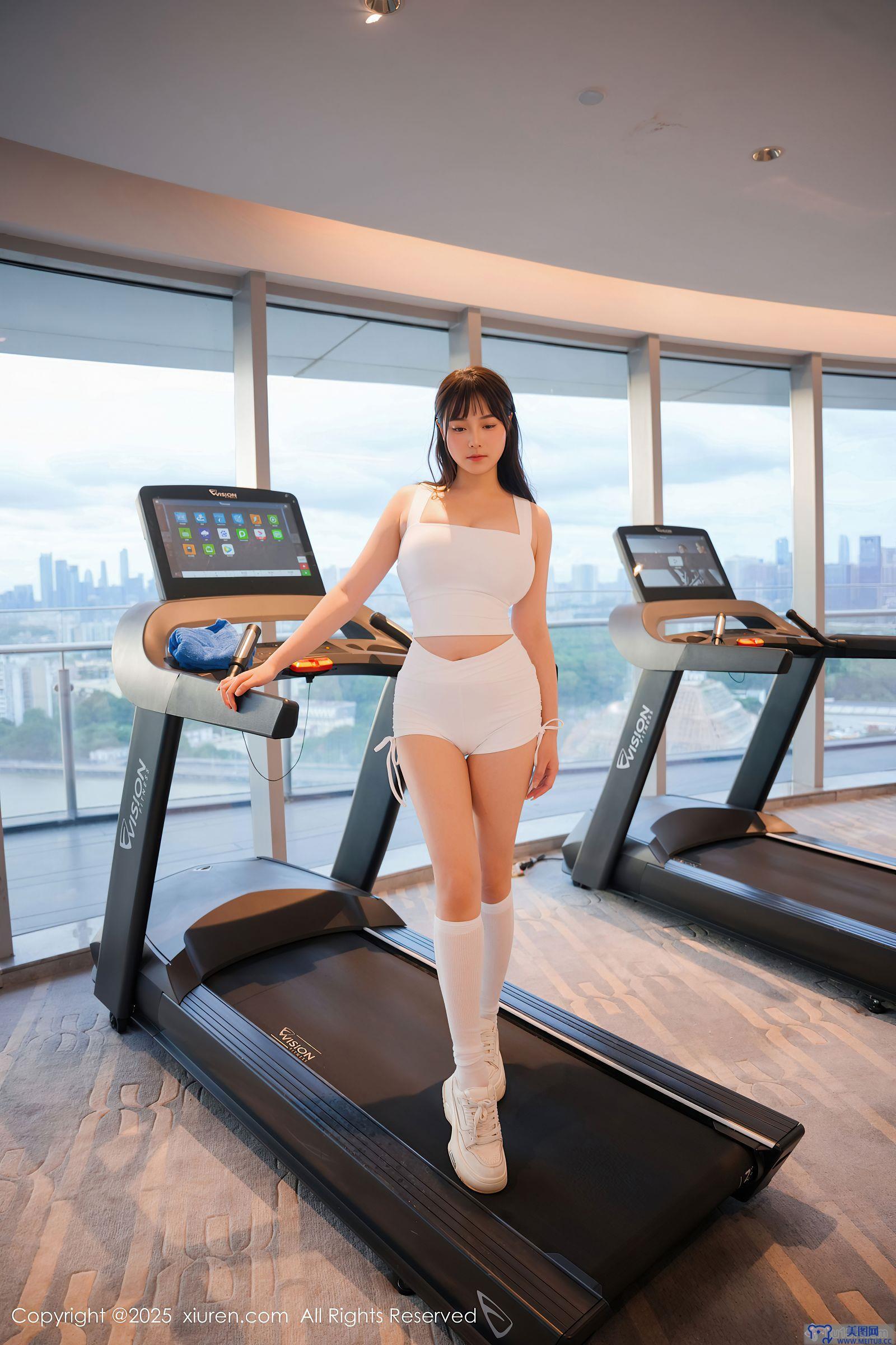 [秀人XIUREN] 2025.09.25 NO.10808 软情