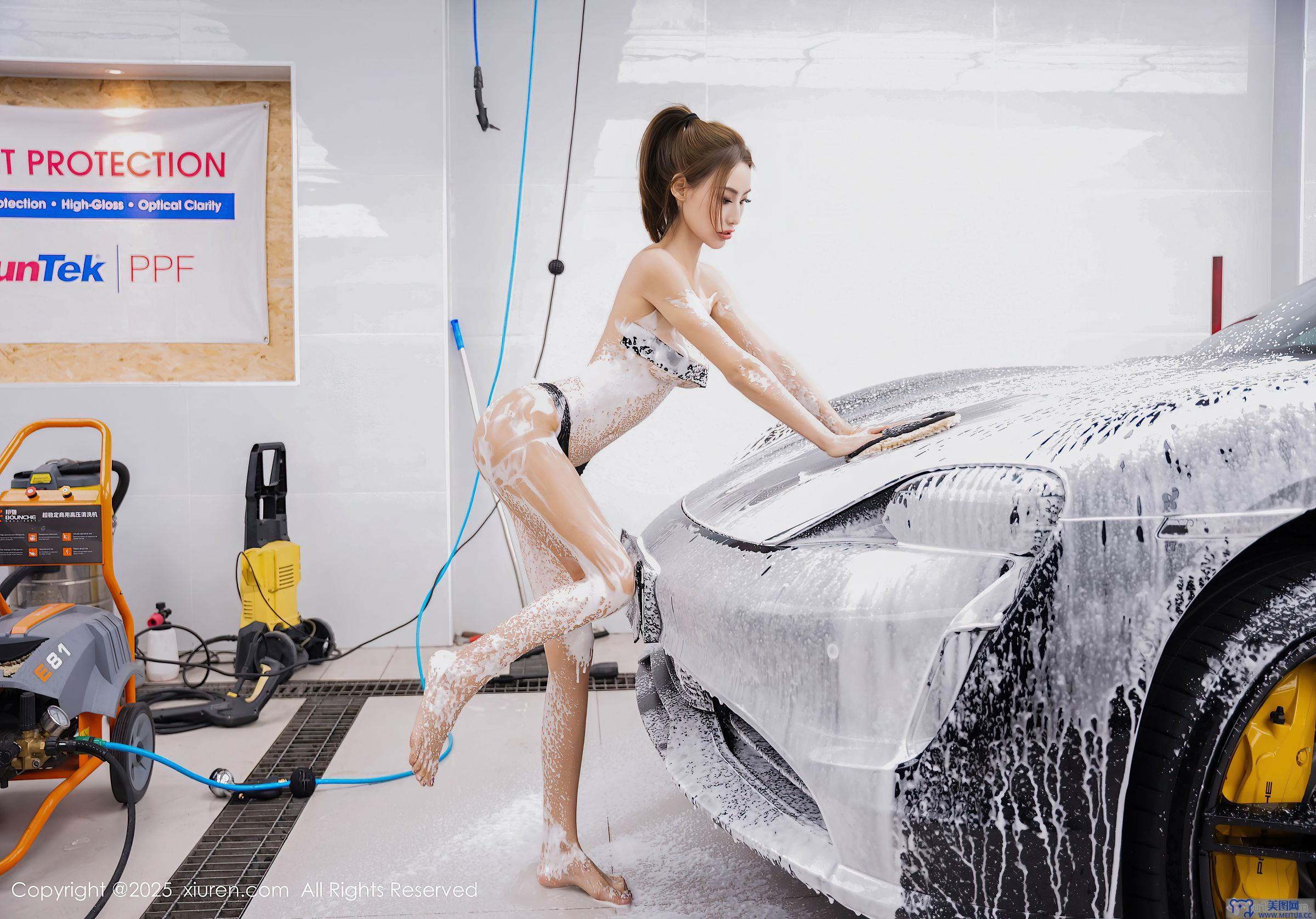 [秀人XIUREN] 2025.09.26 NO.10810 lingyu69