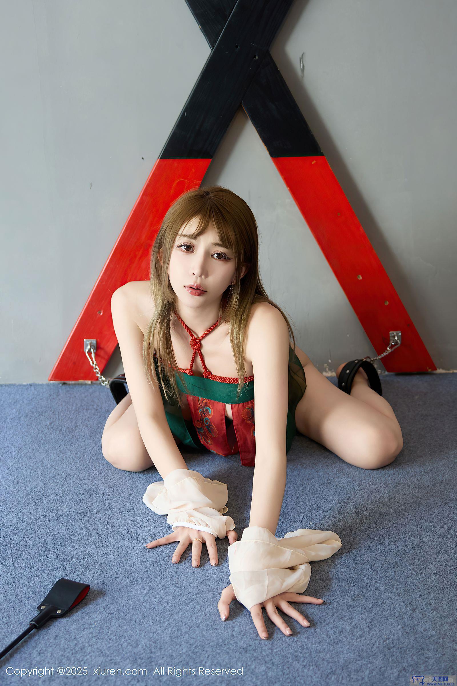 [秀人XIUREN] 2025.09.26 NO.10811 Zoe柚柚