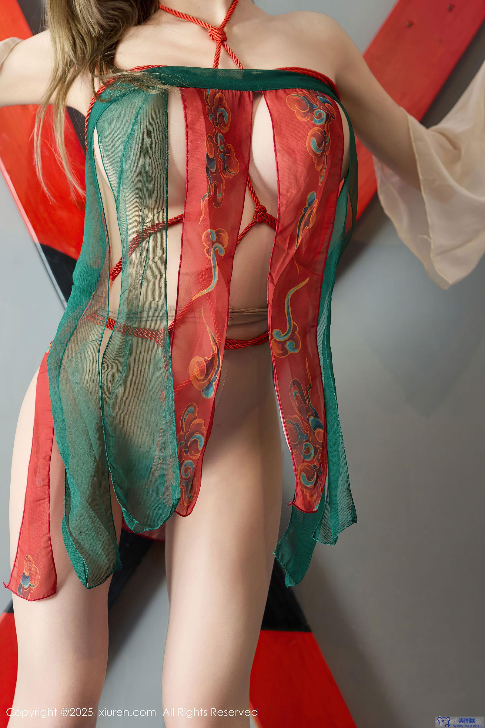 [秀人XIUREN] 2025.09.26 NO.10811 Zoe柚柚