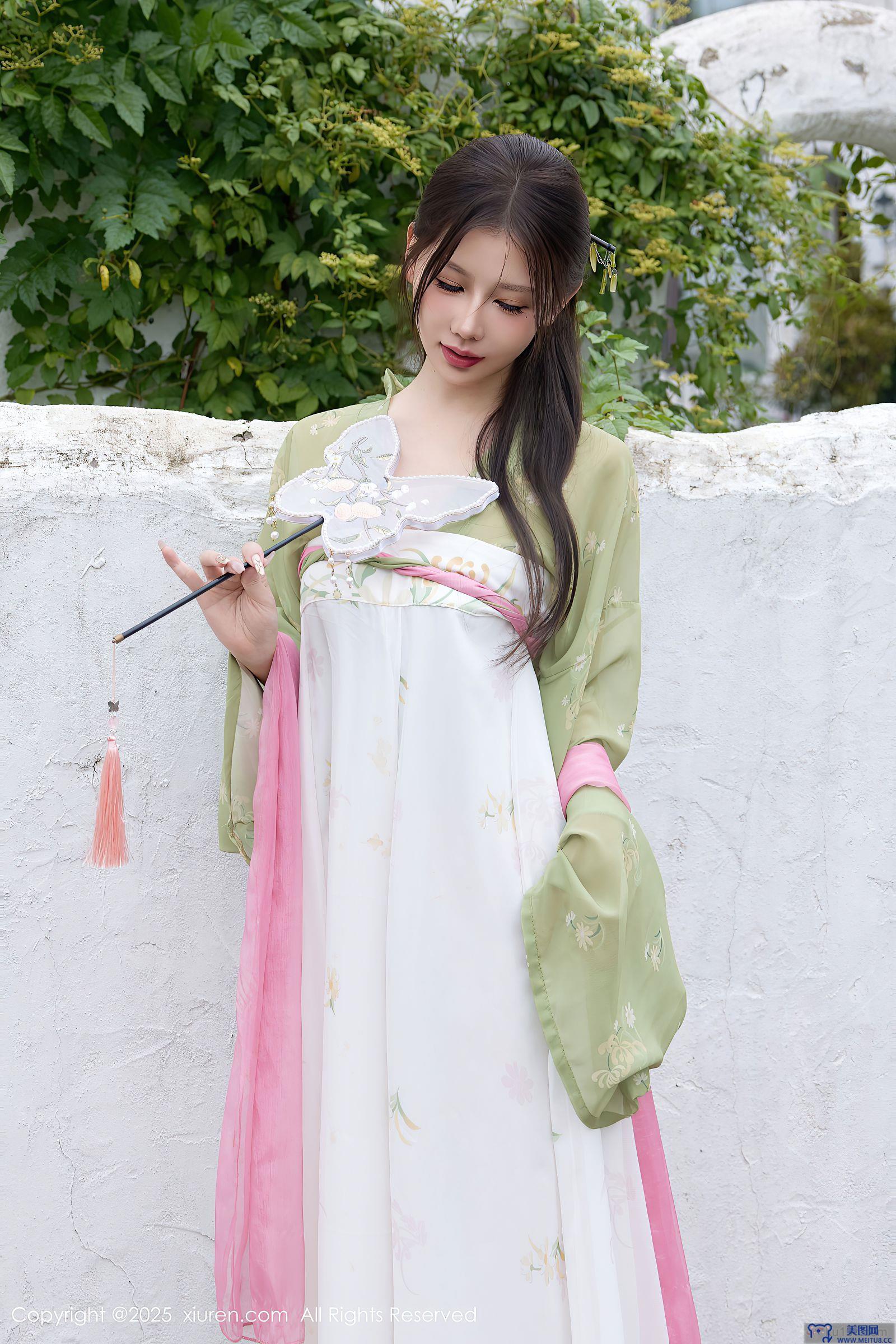 [秀人XIUREN] 2025.09.30 NO.10834 尹甜甜sunny