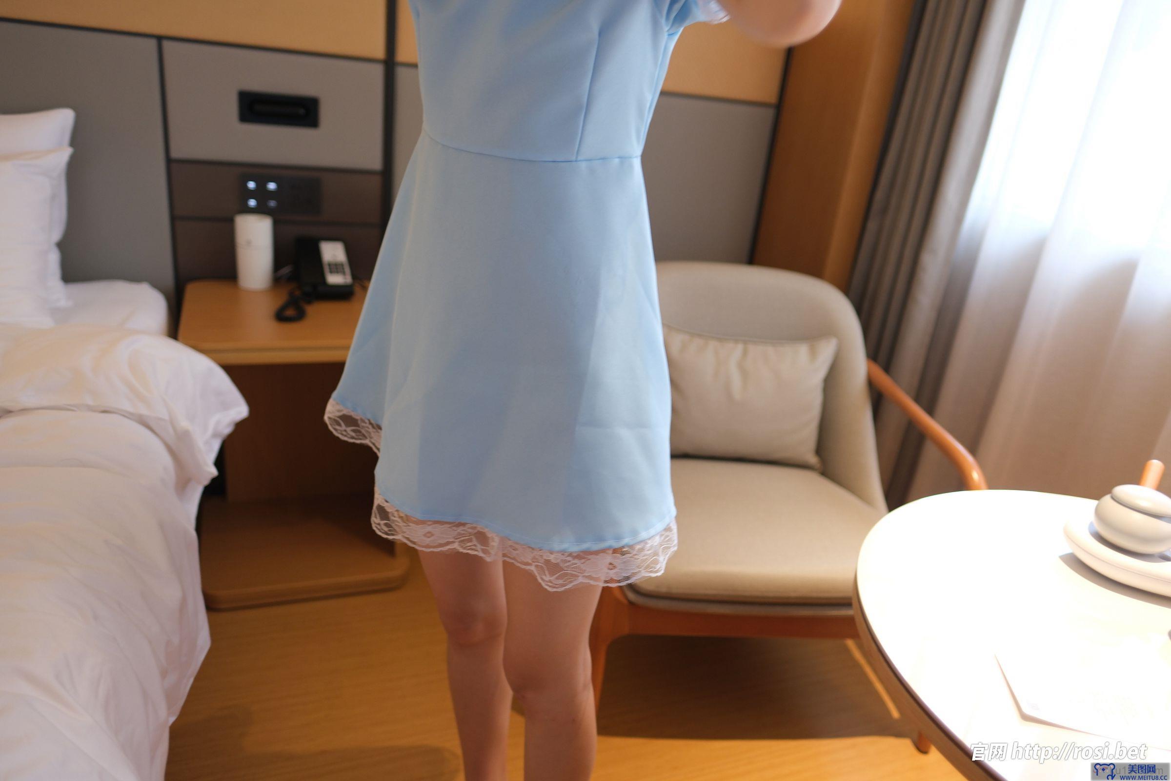 [ROSI美女图]2025.11.24 NO.5103