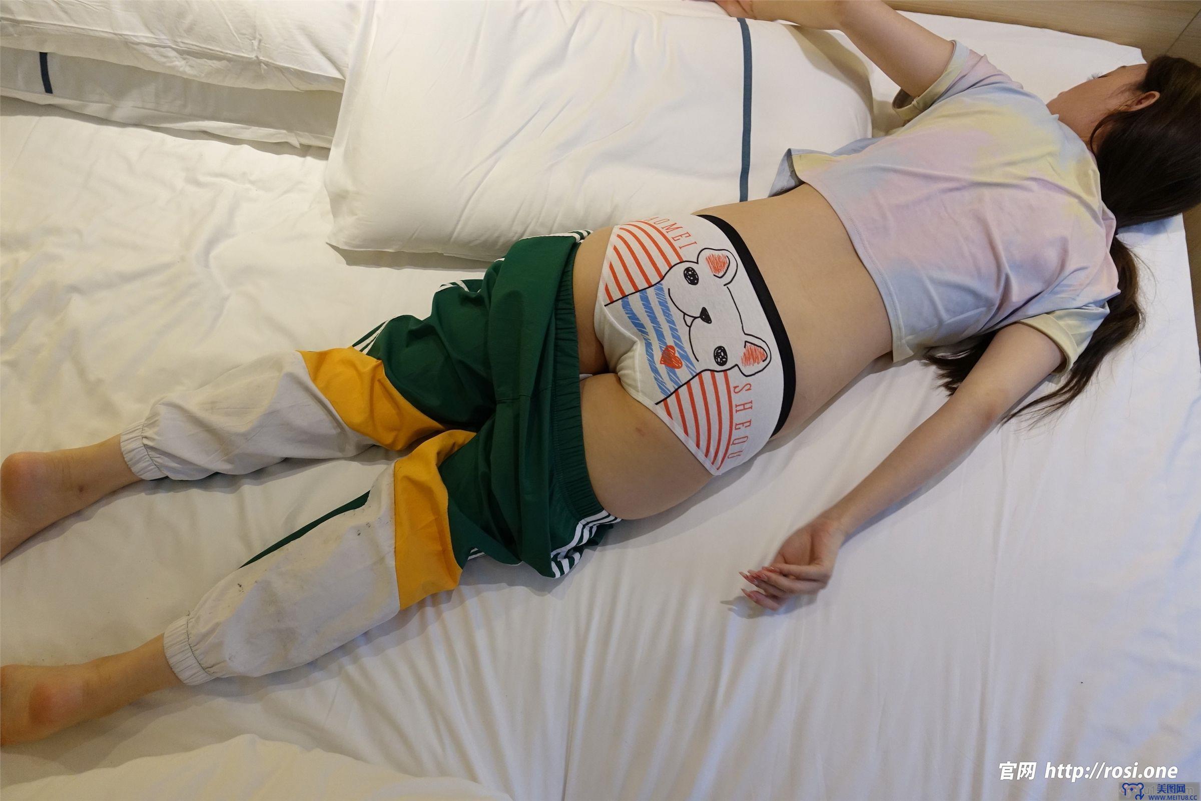 [ROSI美女图]2023.03.25 NO.4129
