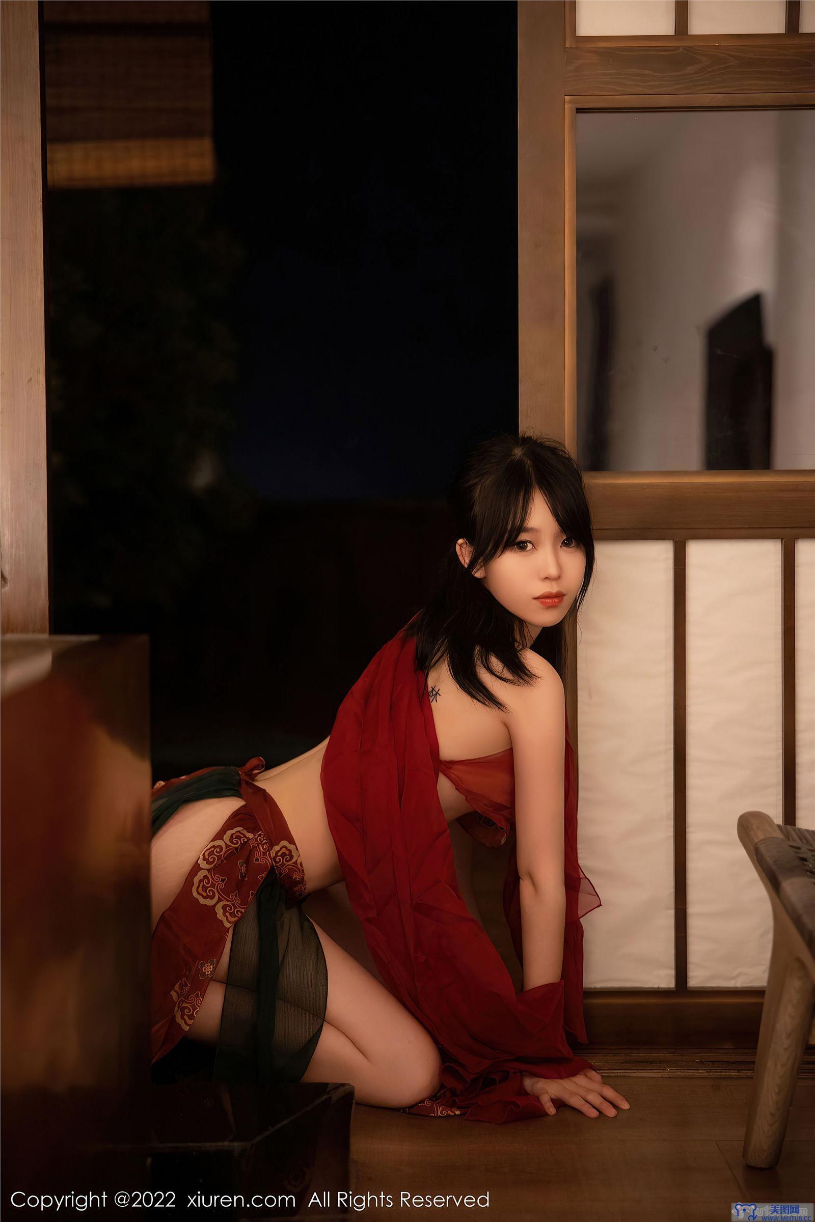 [秀人XIUREN] 2022.09.01 NO.5527 奶瓶