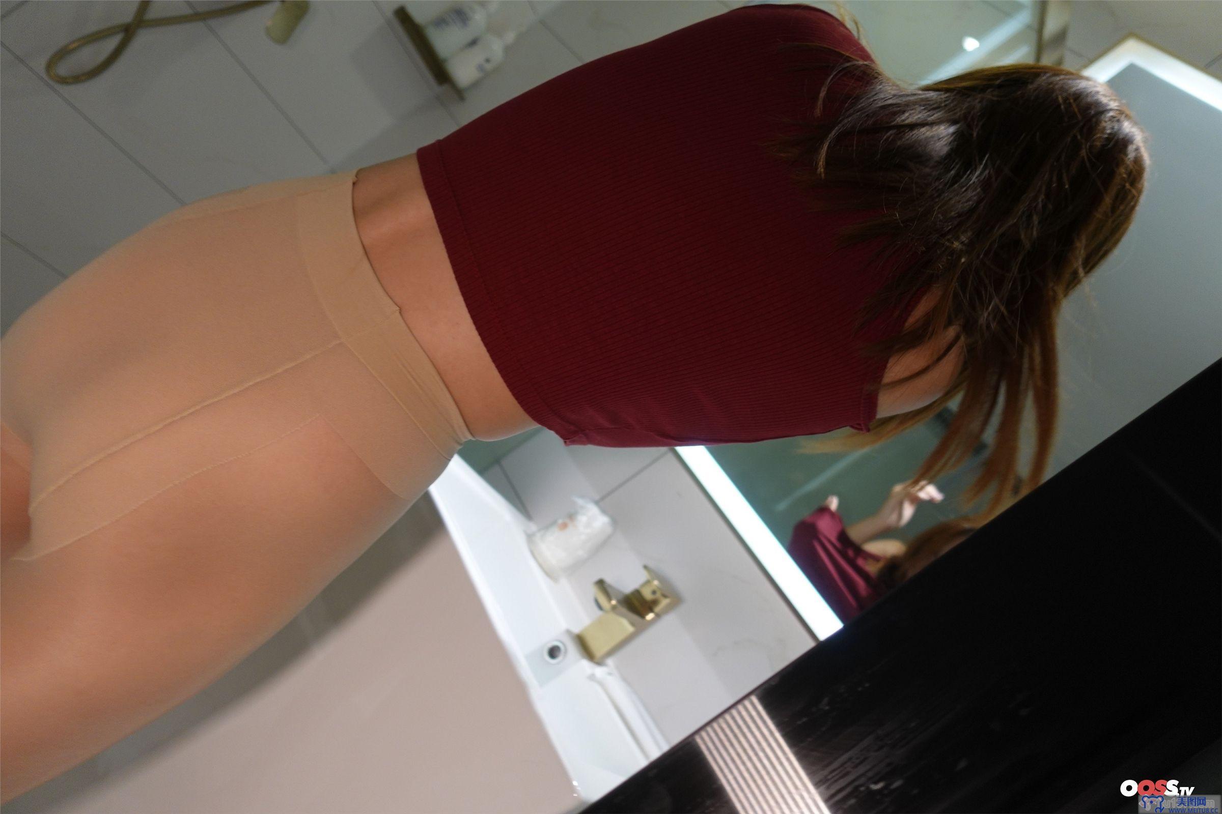 [ROSI美女图]2020.08.10 NO.3171