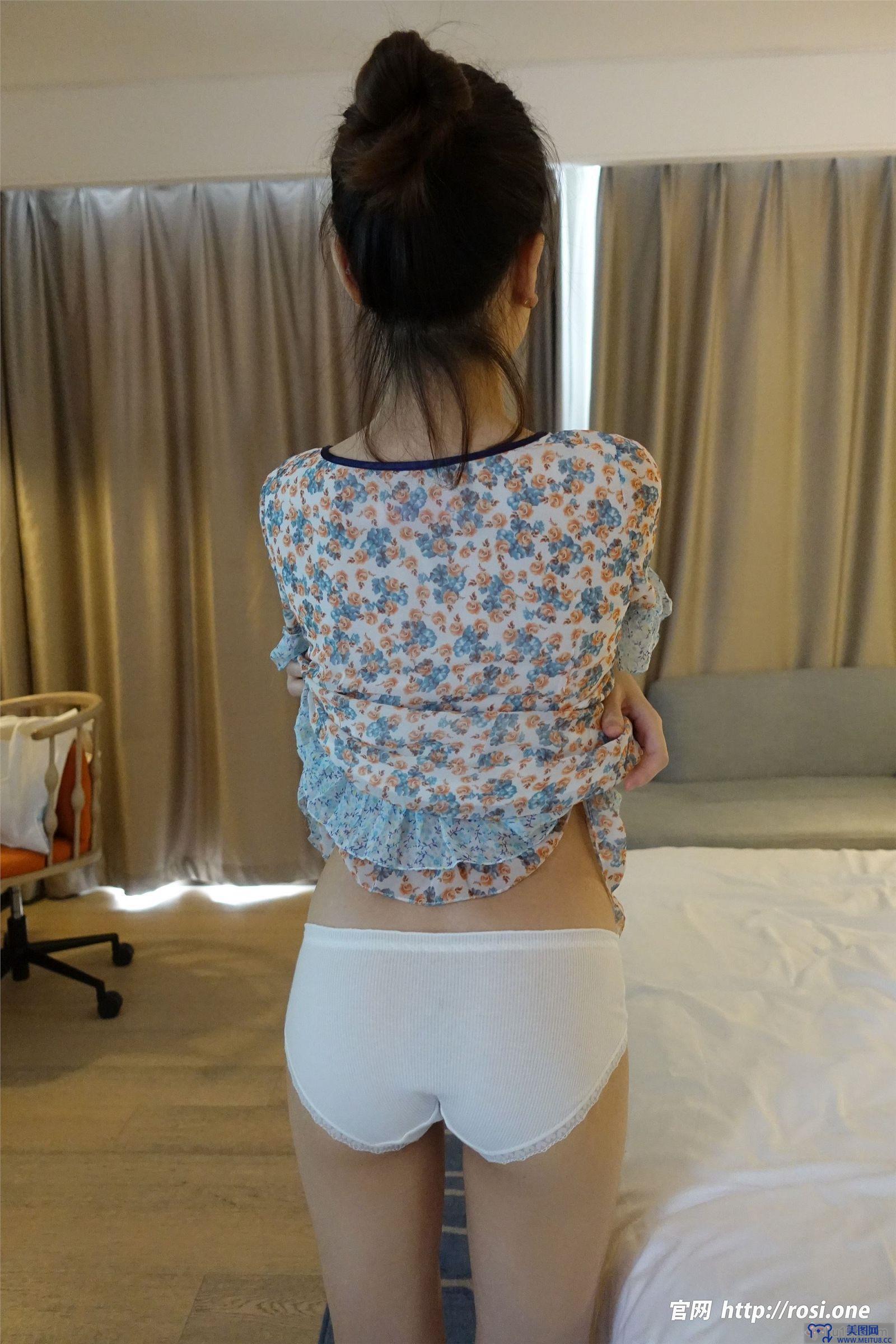 [ROSI美女图]2023.01.24 NO.4068