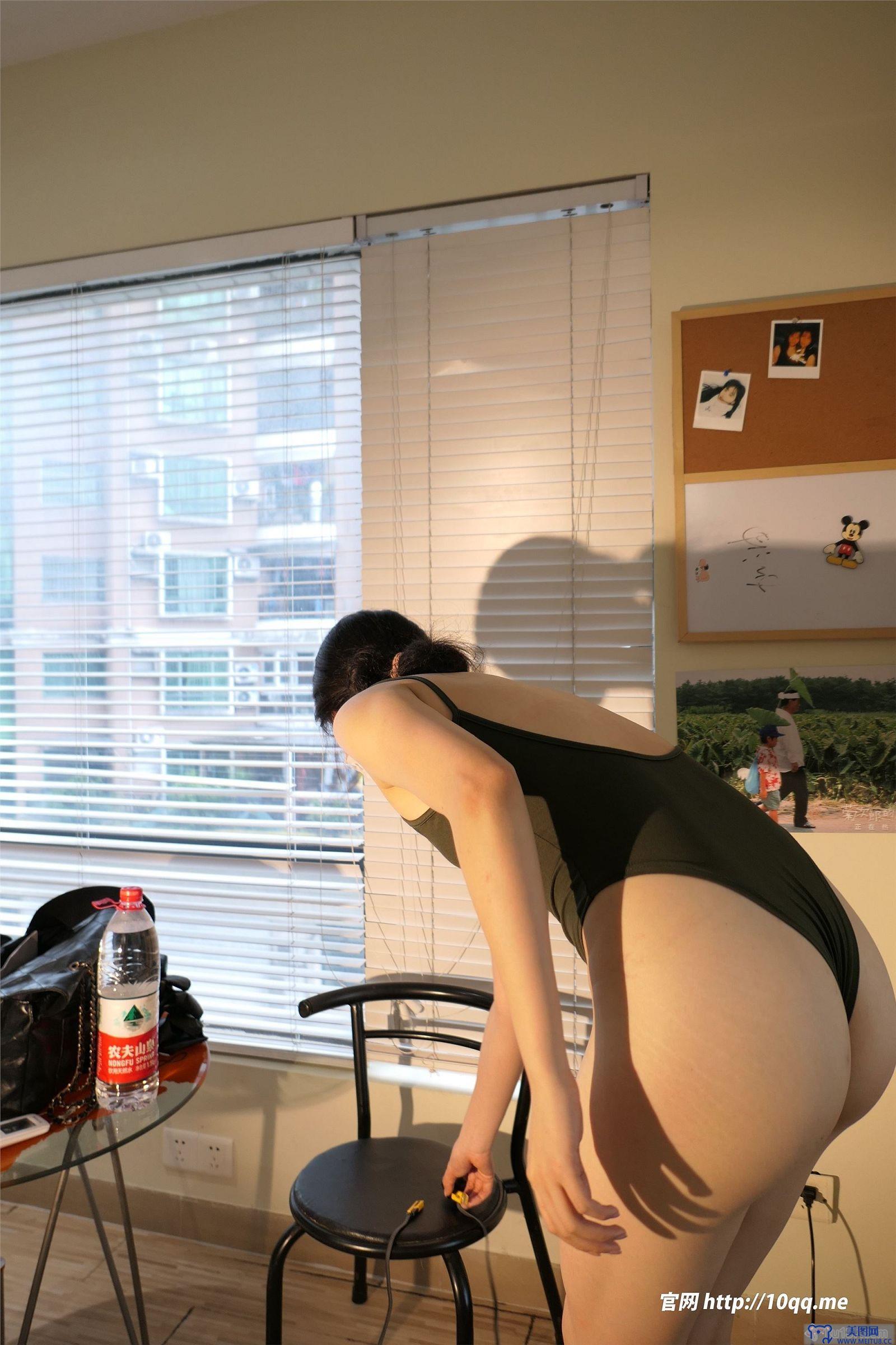 [ROSI美女图]口罩系列 2023.09.24 NO.2660