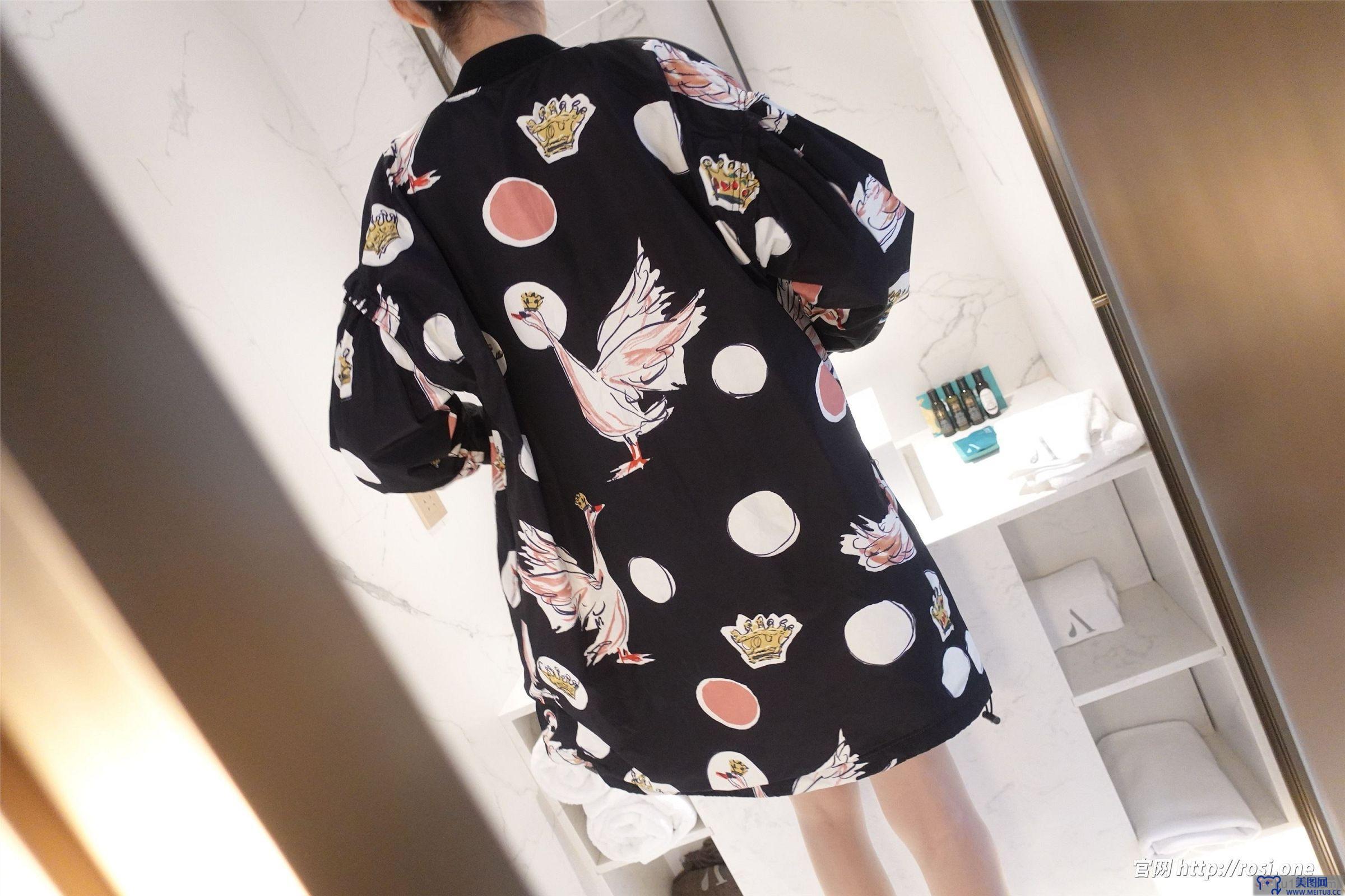 [ROSI美女图]2022.01.14 NO.3693
