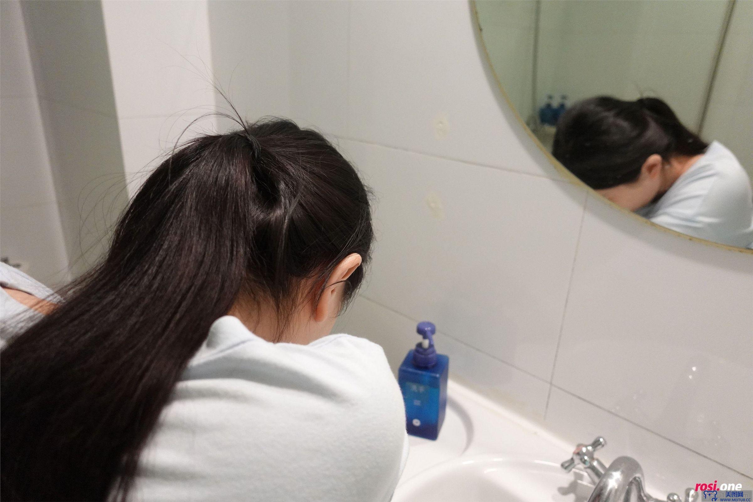 [ROSI美女图]2021.06.08 NO.3473