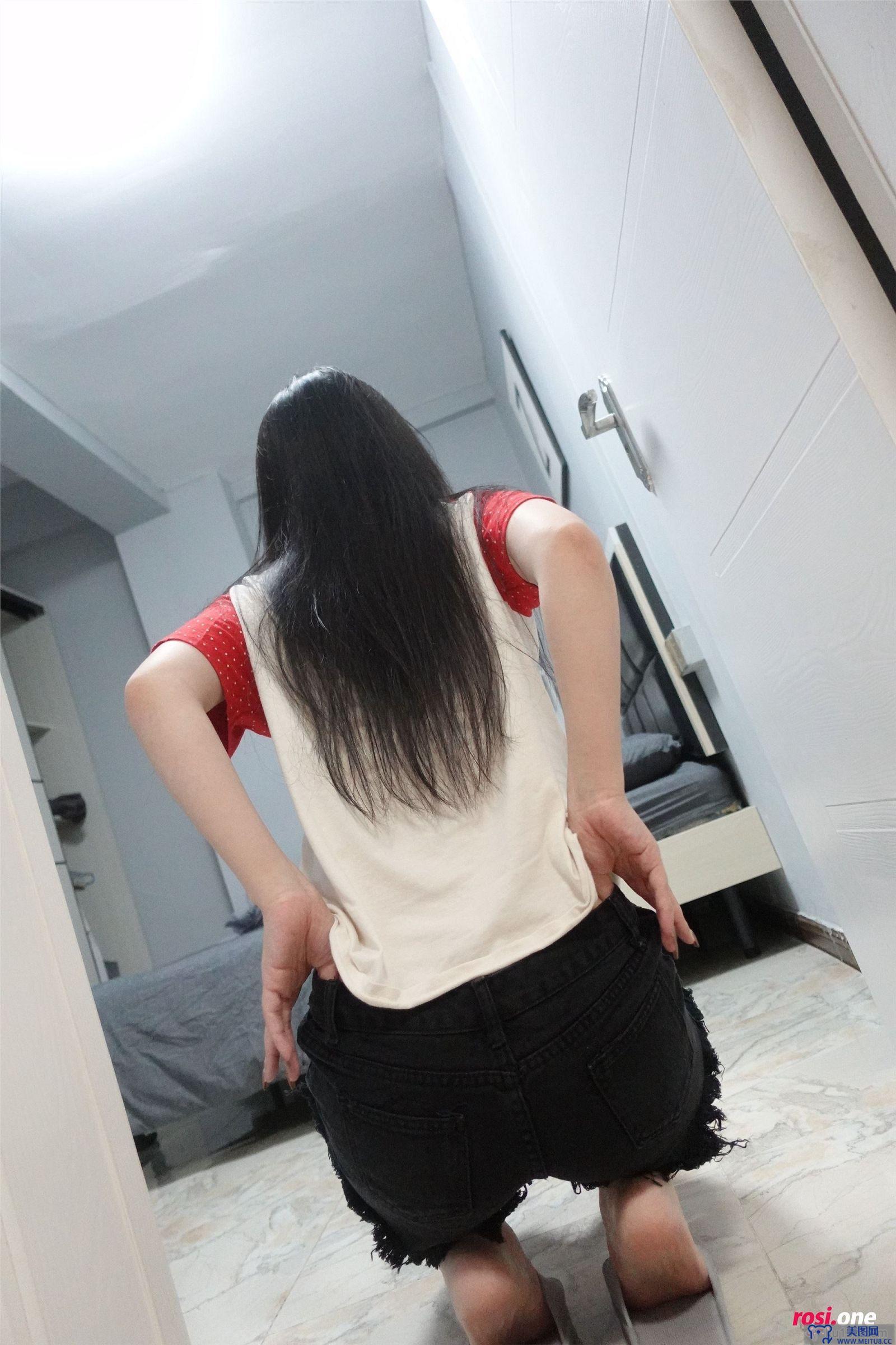[ROSI美女图]2021.06.13 NO.3478