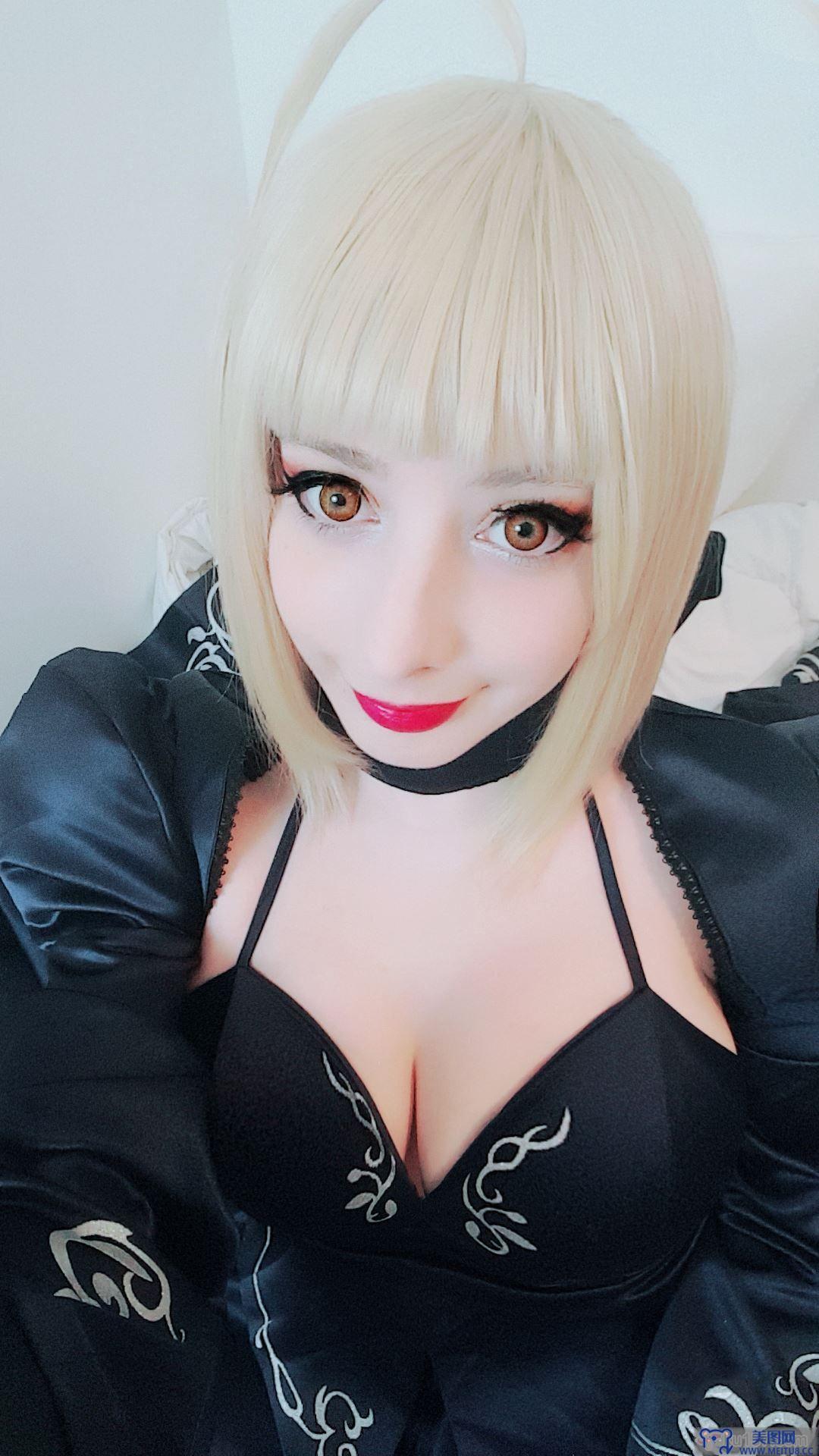 Mikomi Hokina - Saber Alter (Fate Grand Order)