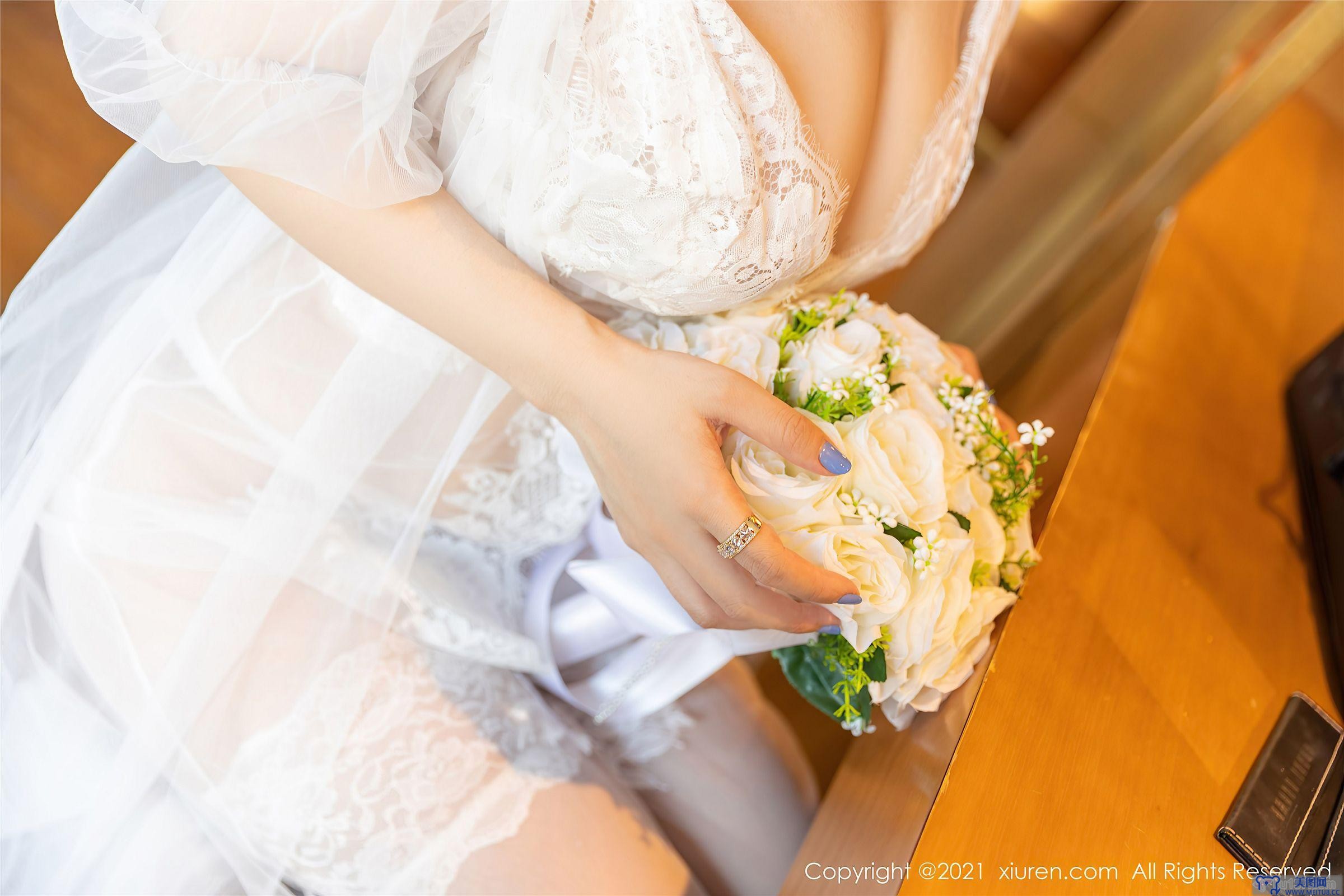 [秀人XIUREN] 2021.04.23 NO.3337 王雨纯