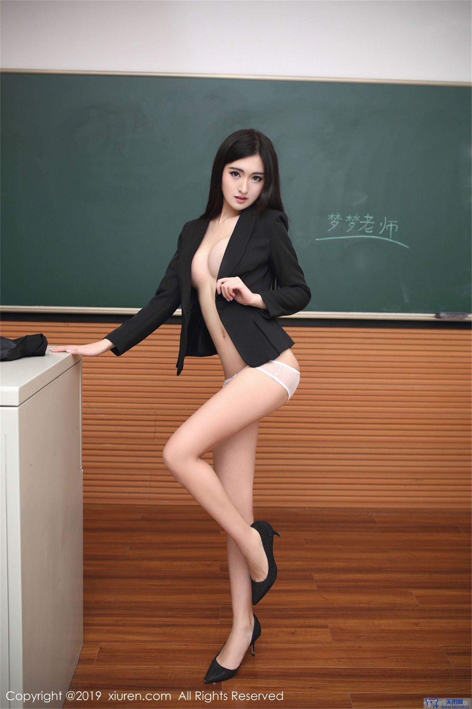 [秀人XIUREN] 2019.05.31 NO.1480 梦梦老师”性感写真 沈梦瑶