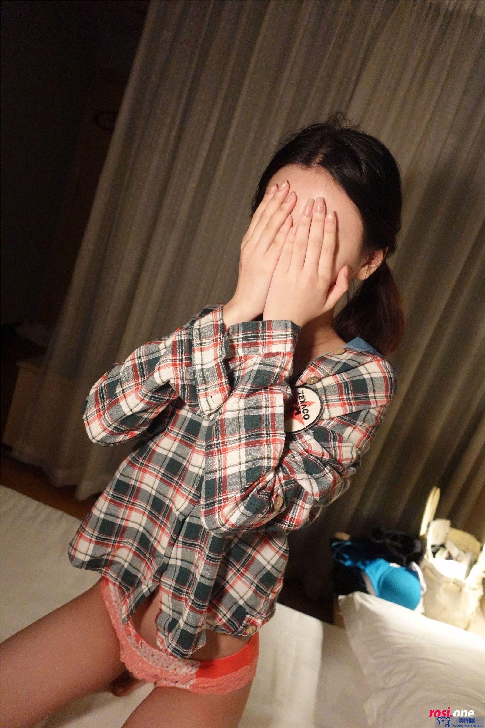 [ROSI美女图]2021.05.11 NO.3445