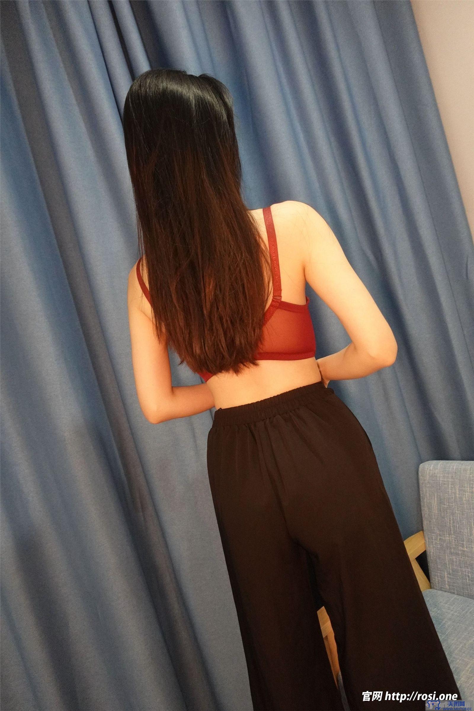 [ROSI美女图]2022.04.03 NO.3772