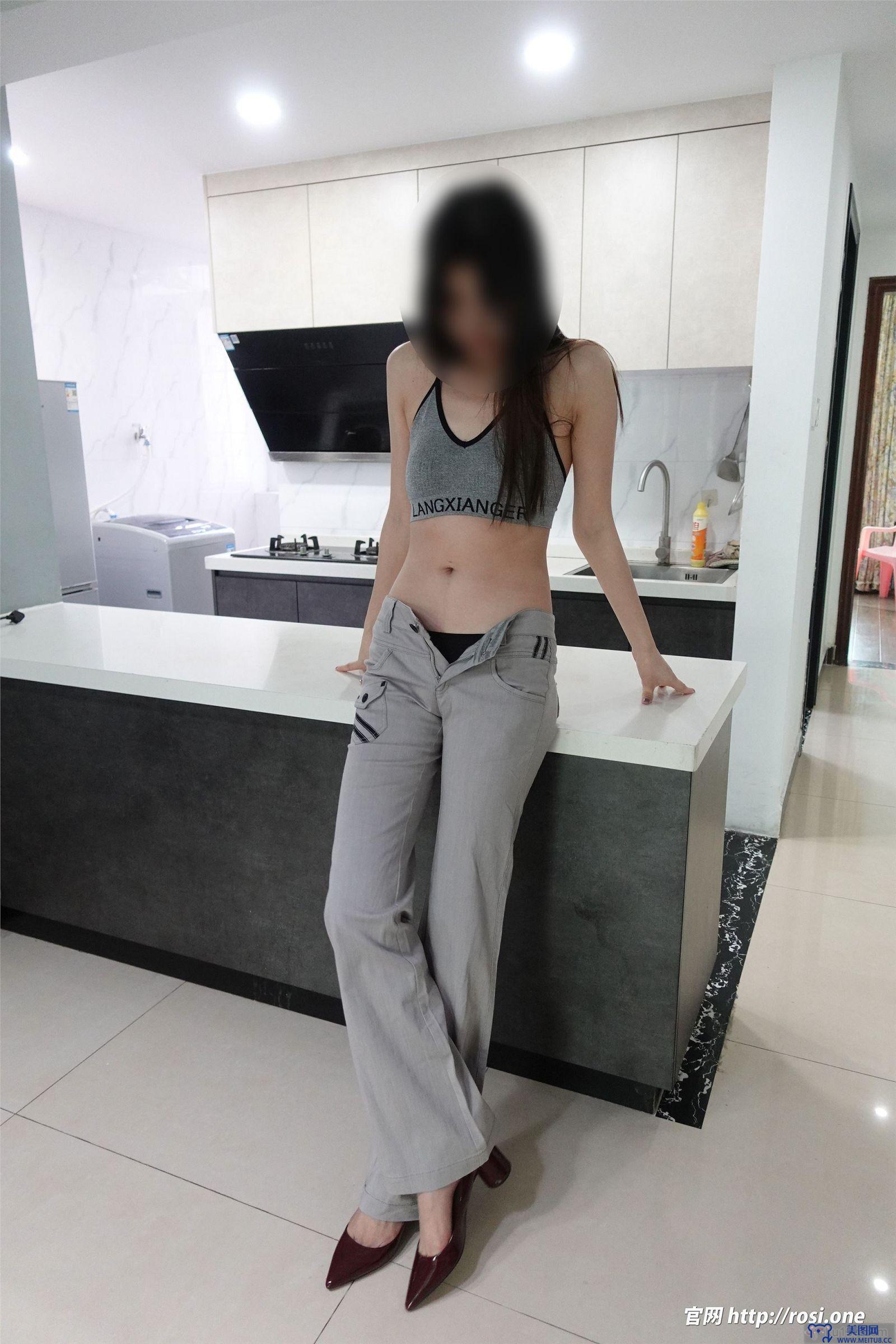 [ROSI美女图]2022.04.07 NO.3776